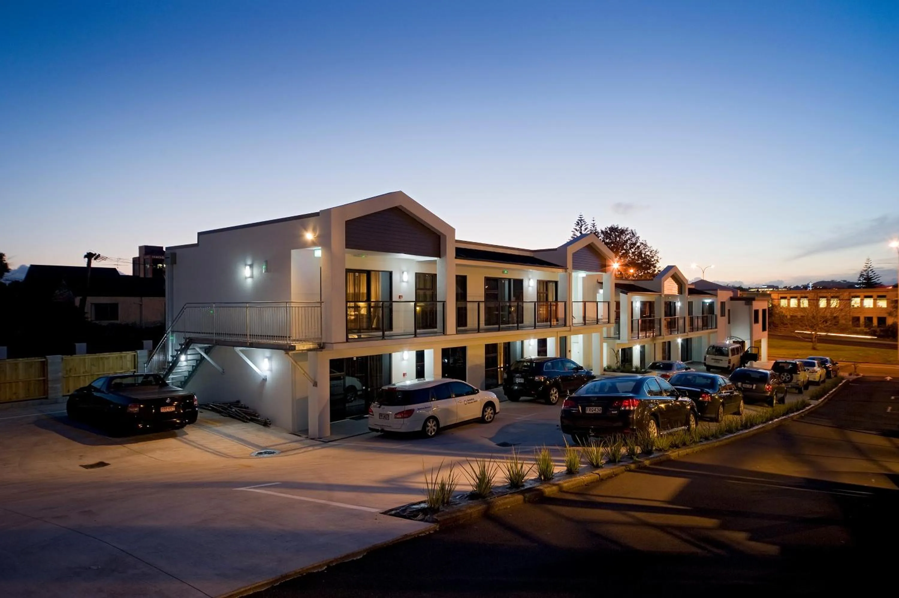 Property building in Best Western Ellerslie International Hotel