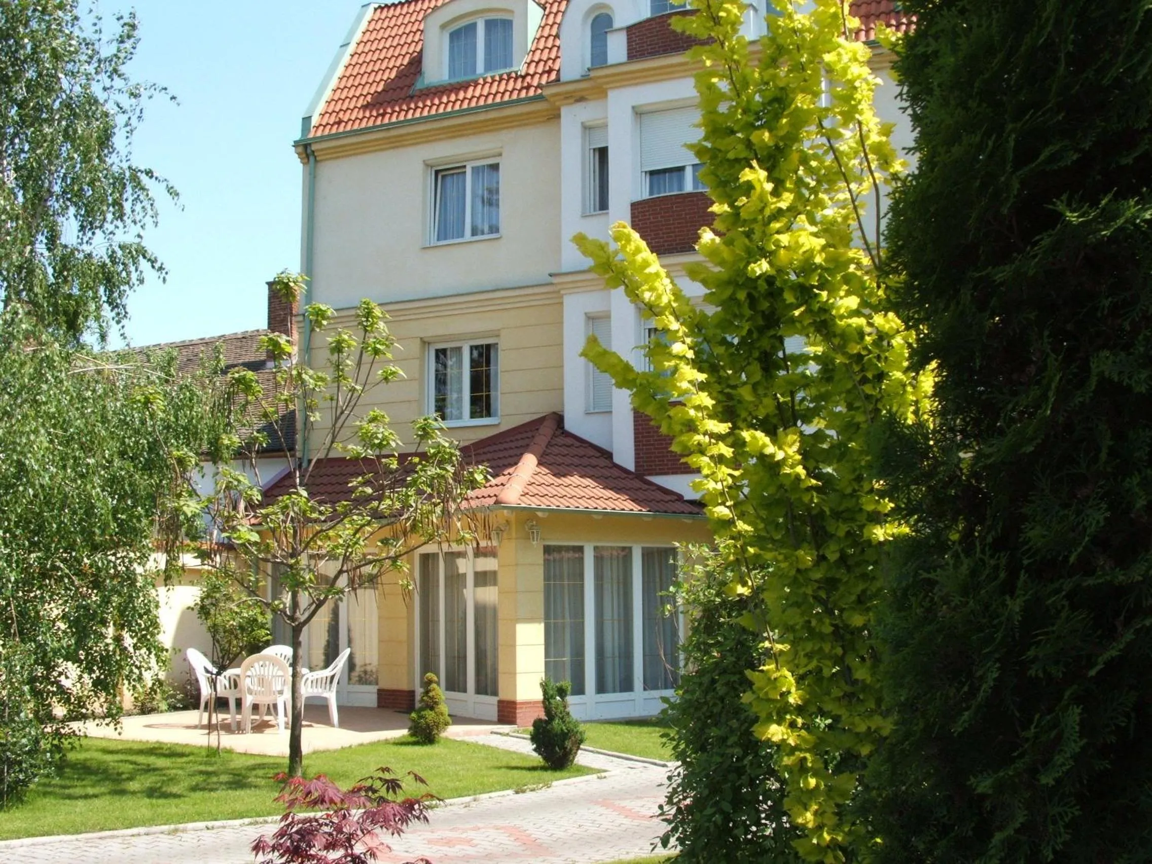 Garden in Korona Panzió