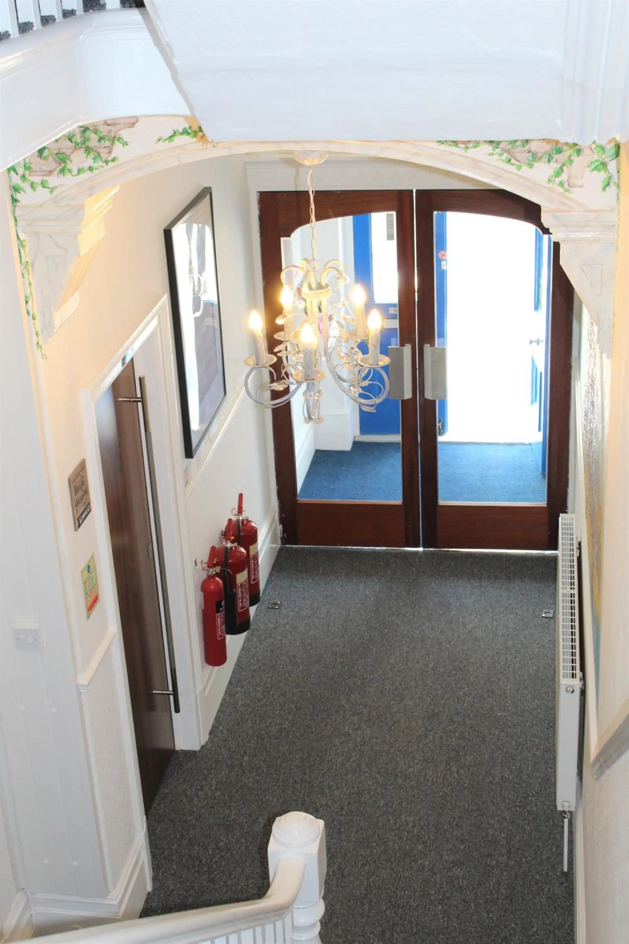 Facade/entrance in Backpackers Blackpool Hotel & Suites