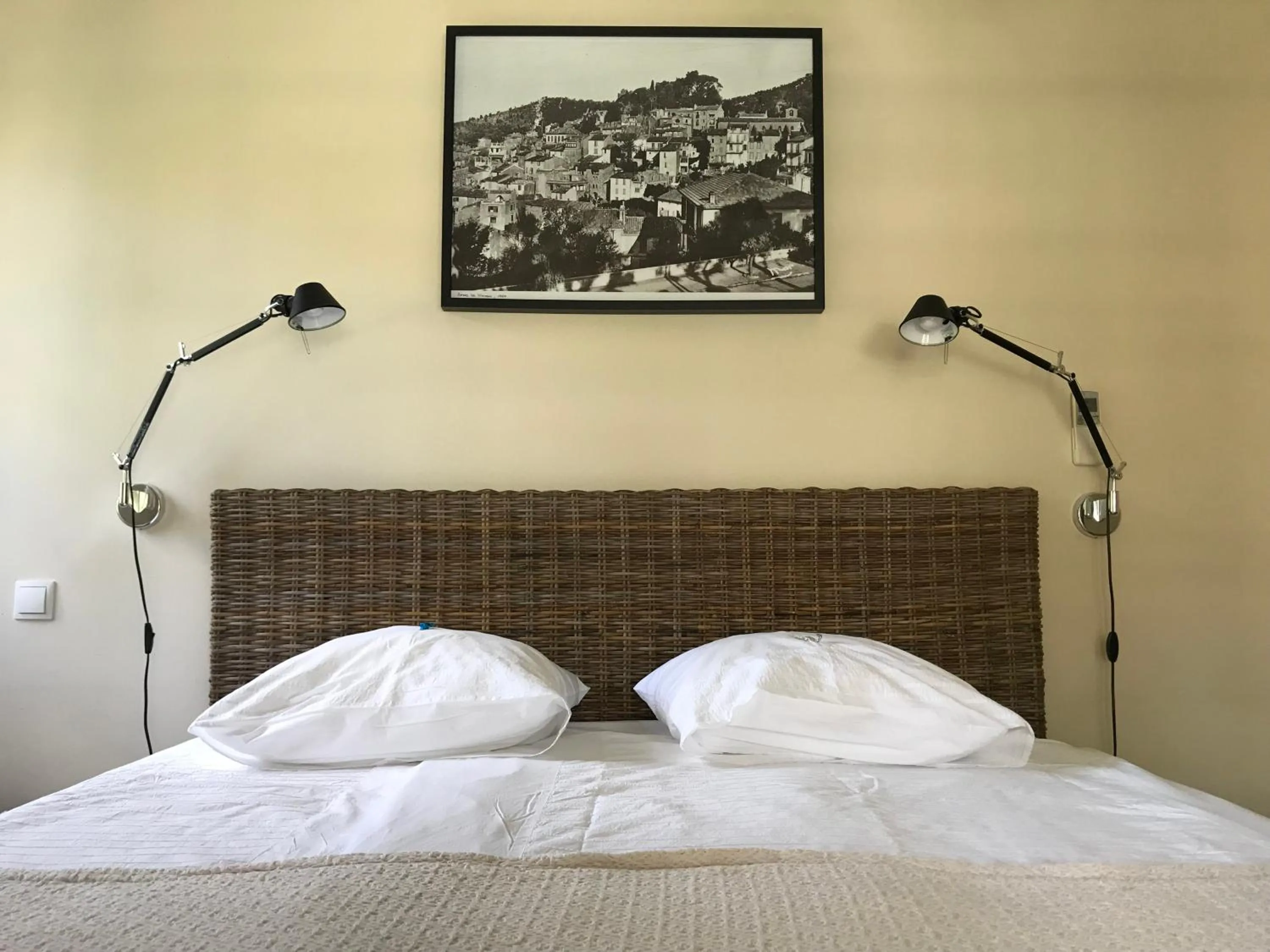 Bed in Villa La Begude - Boutique Luxury B&B