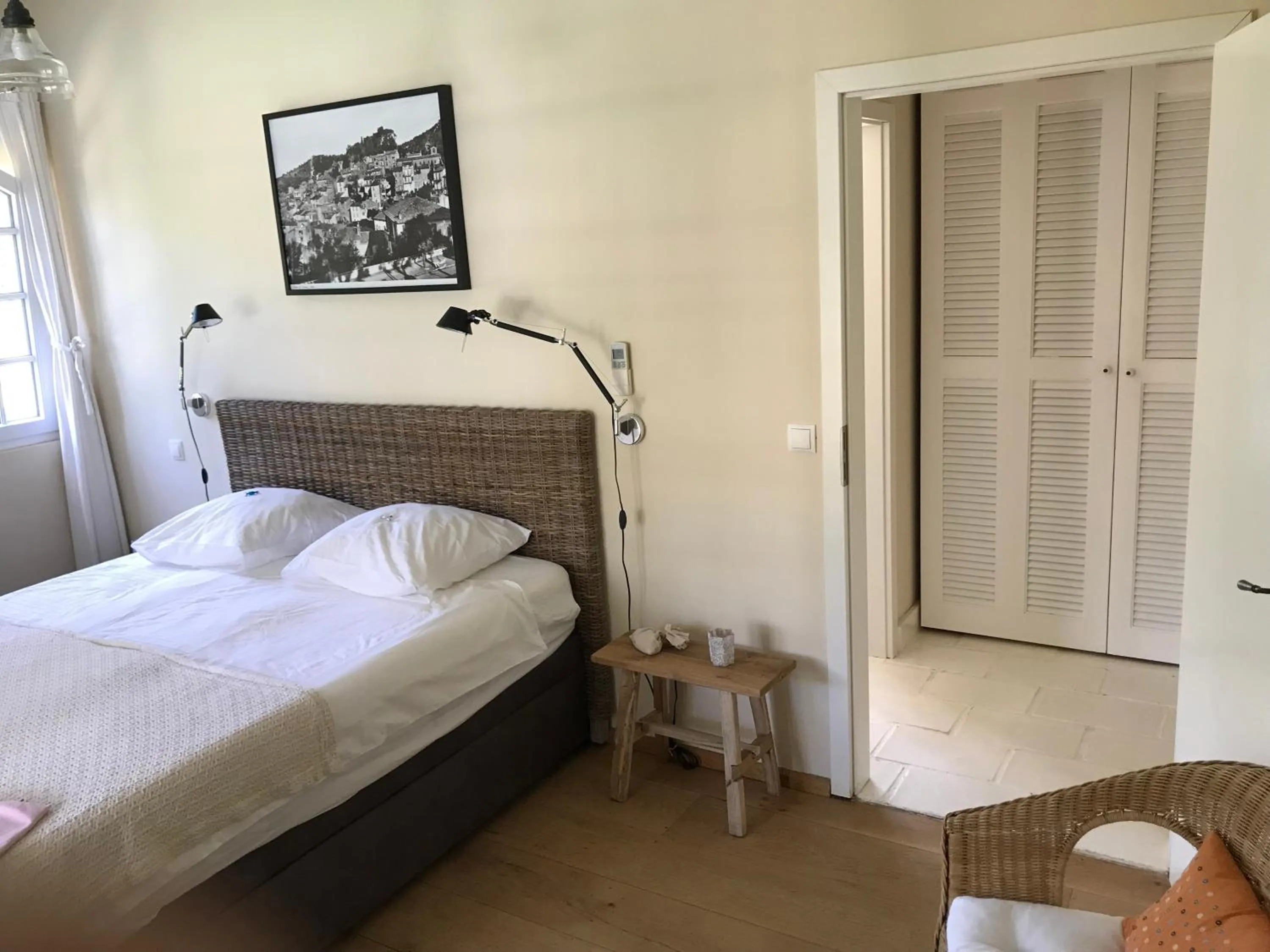 Bed in Villa La Begude - Boutique Luxury B&B