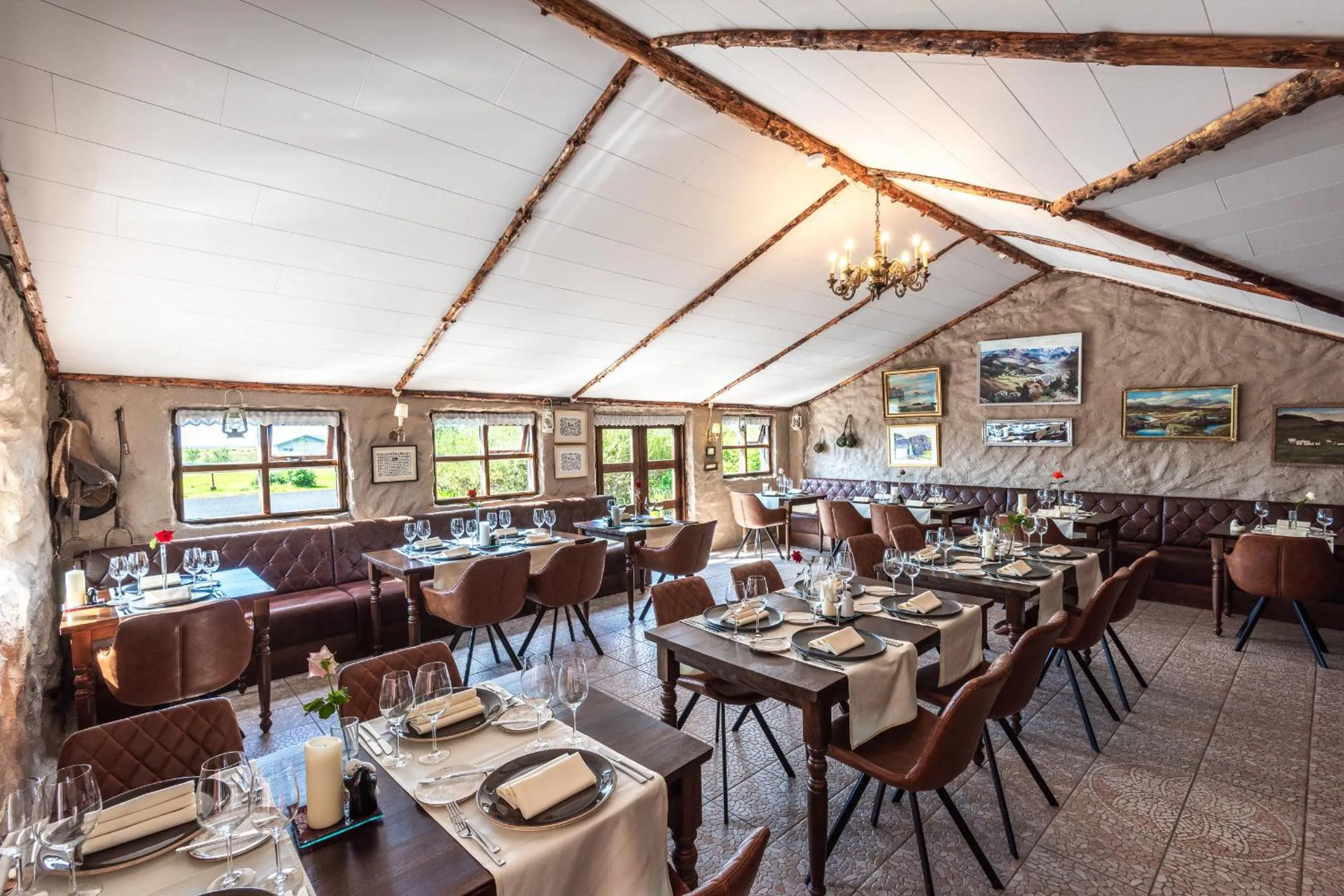 Restaurant/places to eat in Boutique Hotel Anna by EJ Hotels