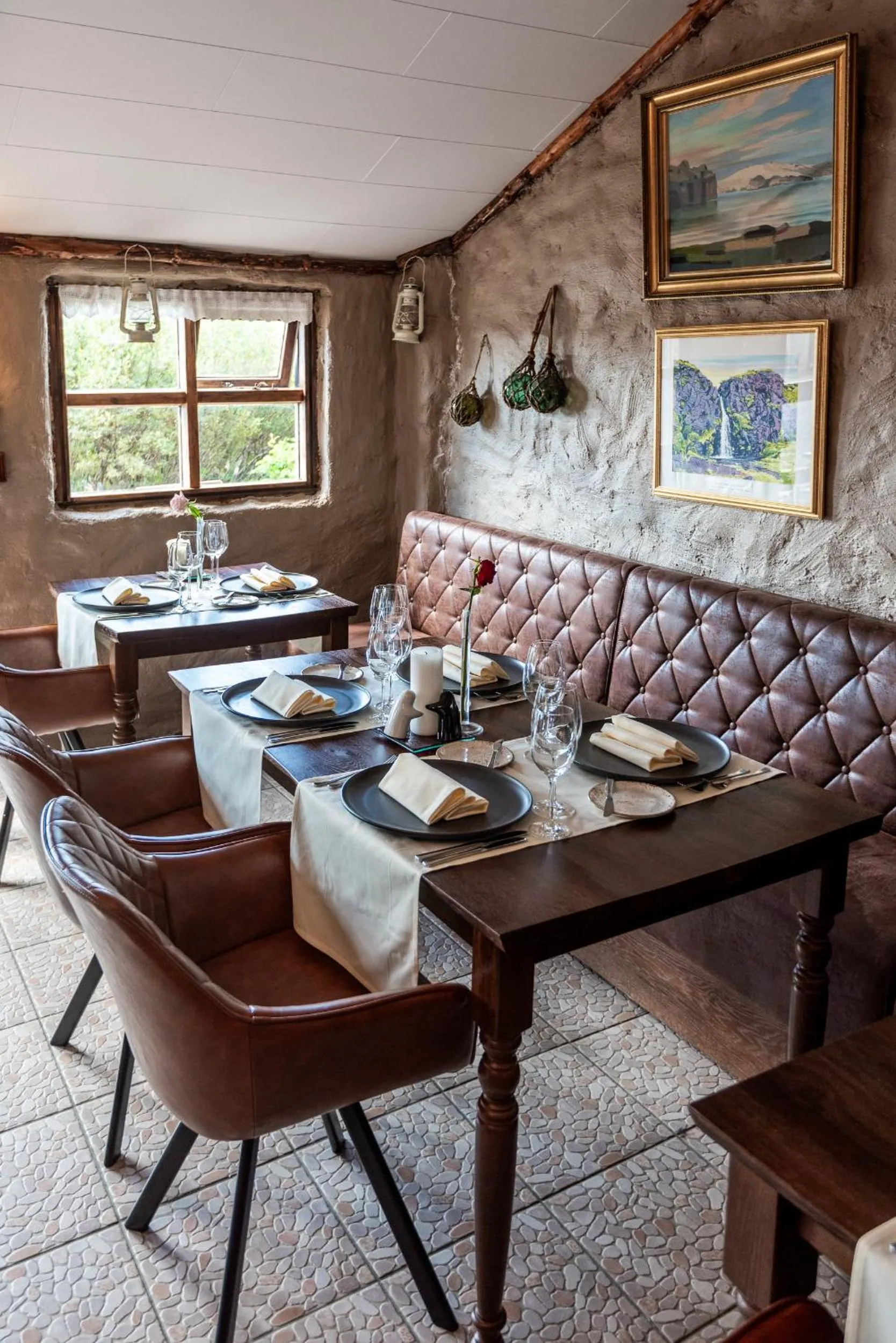 Restaurant/places to eat in Boutique Hotel Anna by EJ Hotels