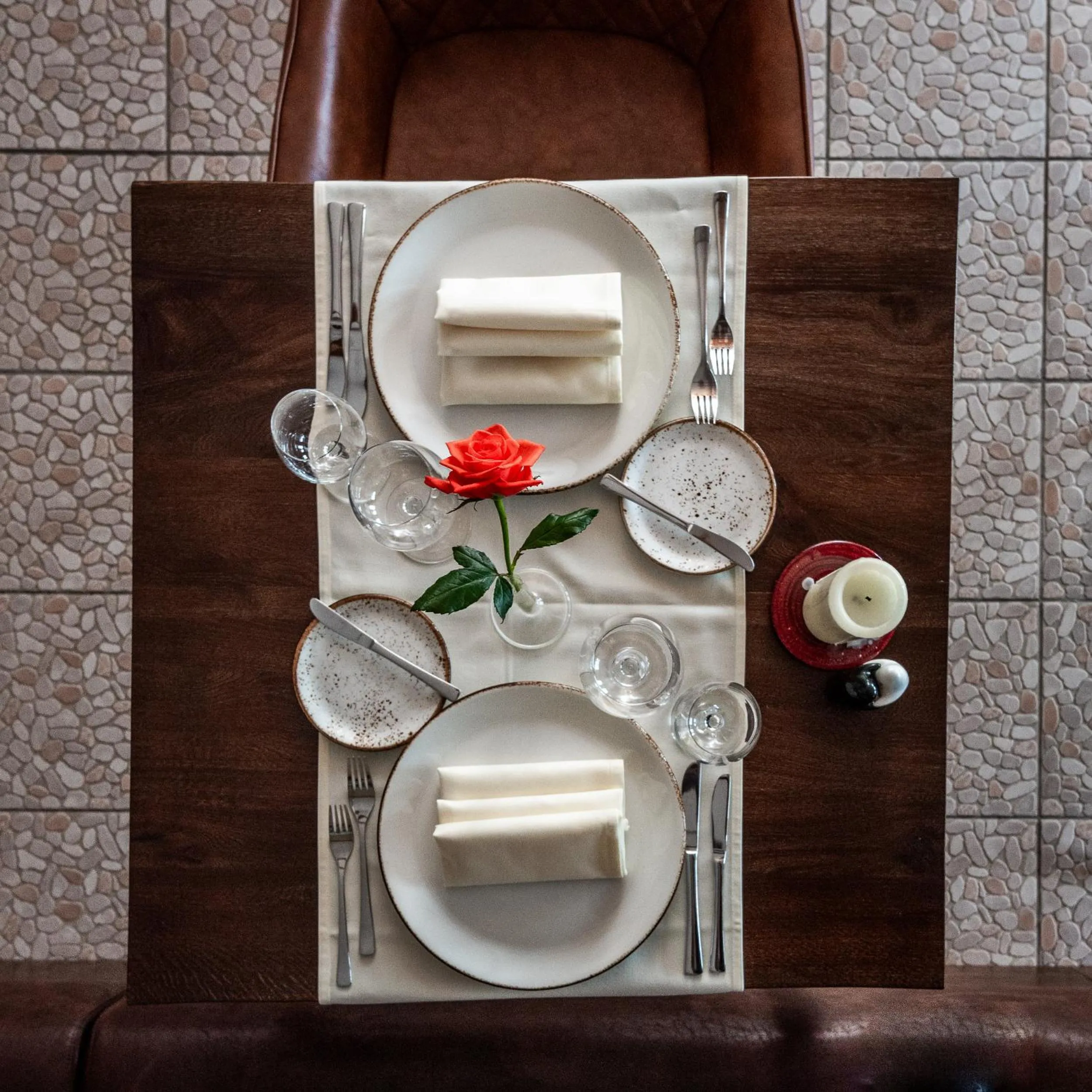 Restaurant/places to eat in Boutique Hotel Anna by EJ Hotels