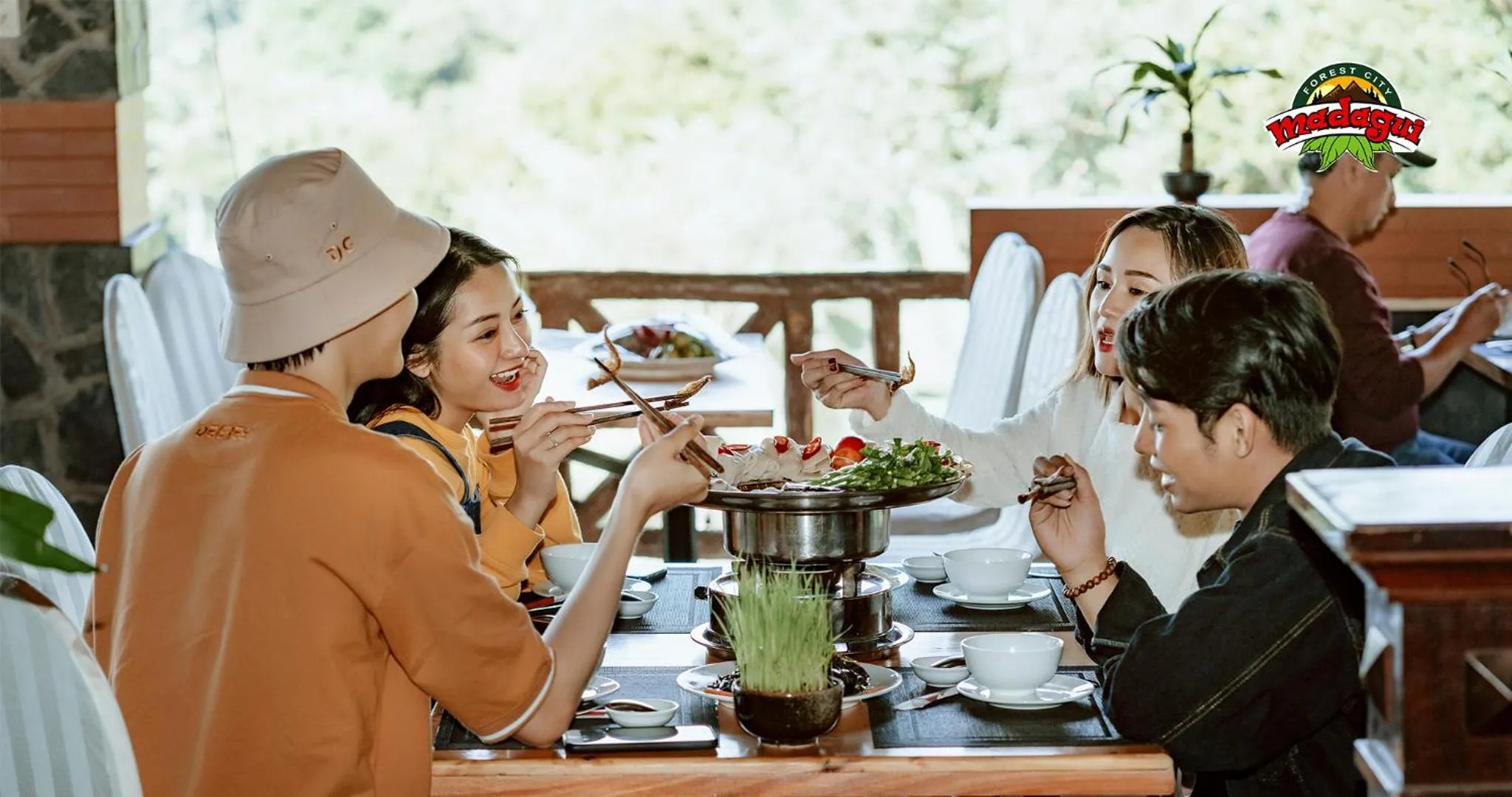 Restaurant/places to eat in Madagui Forest City