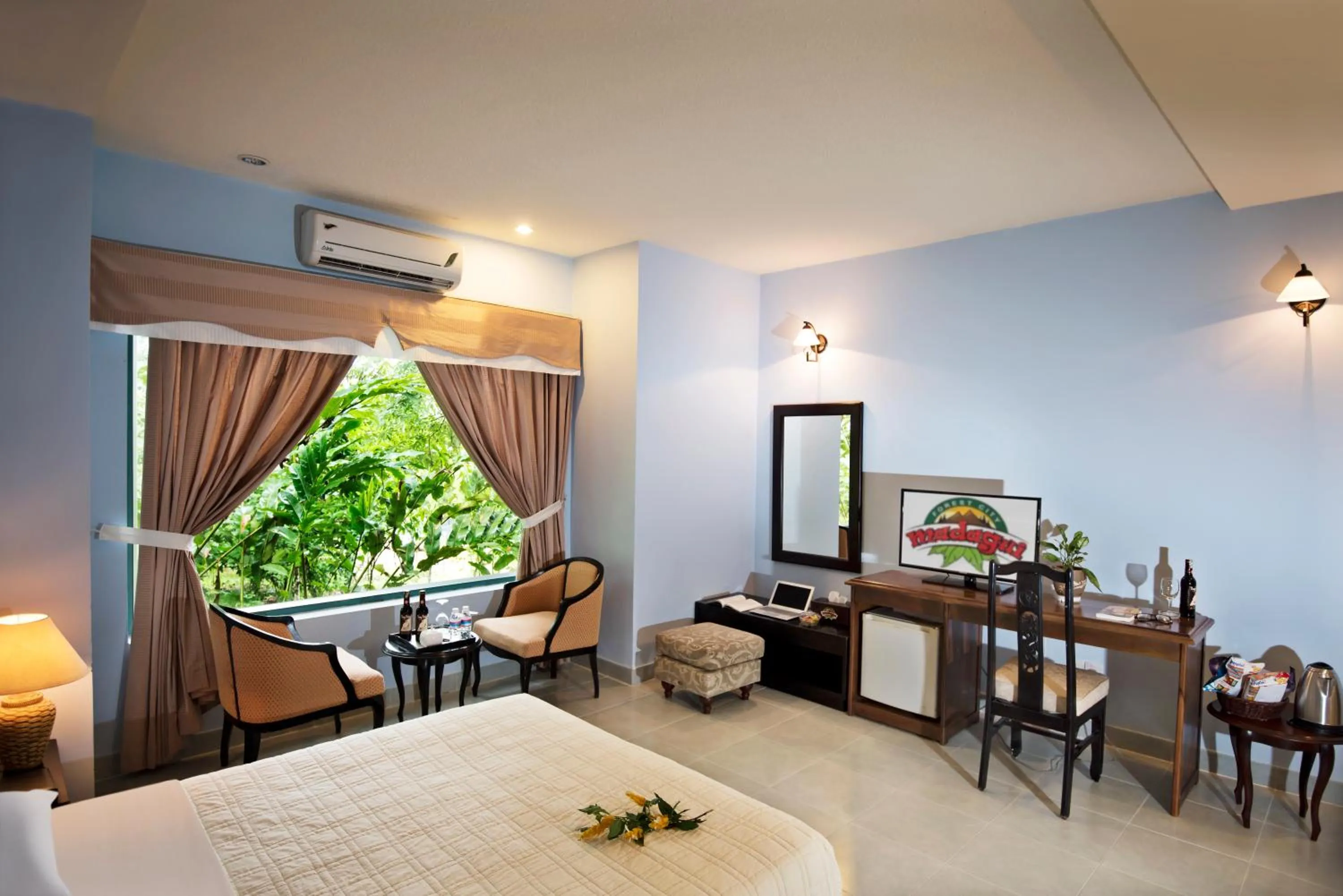 Bedroom in Madagui Forest City