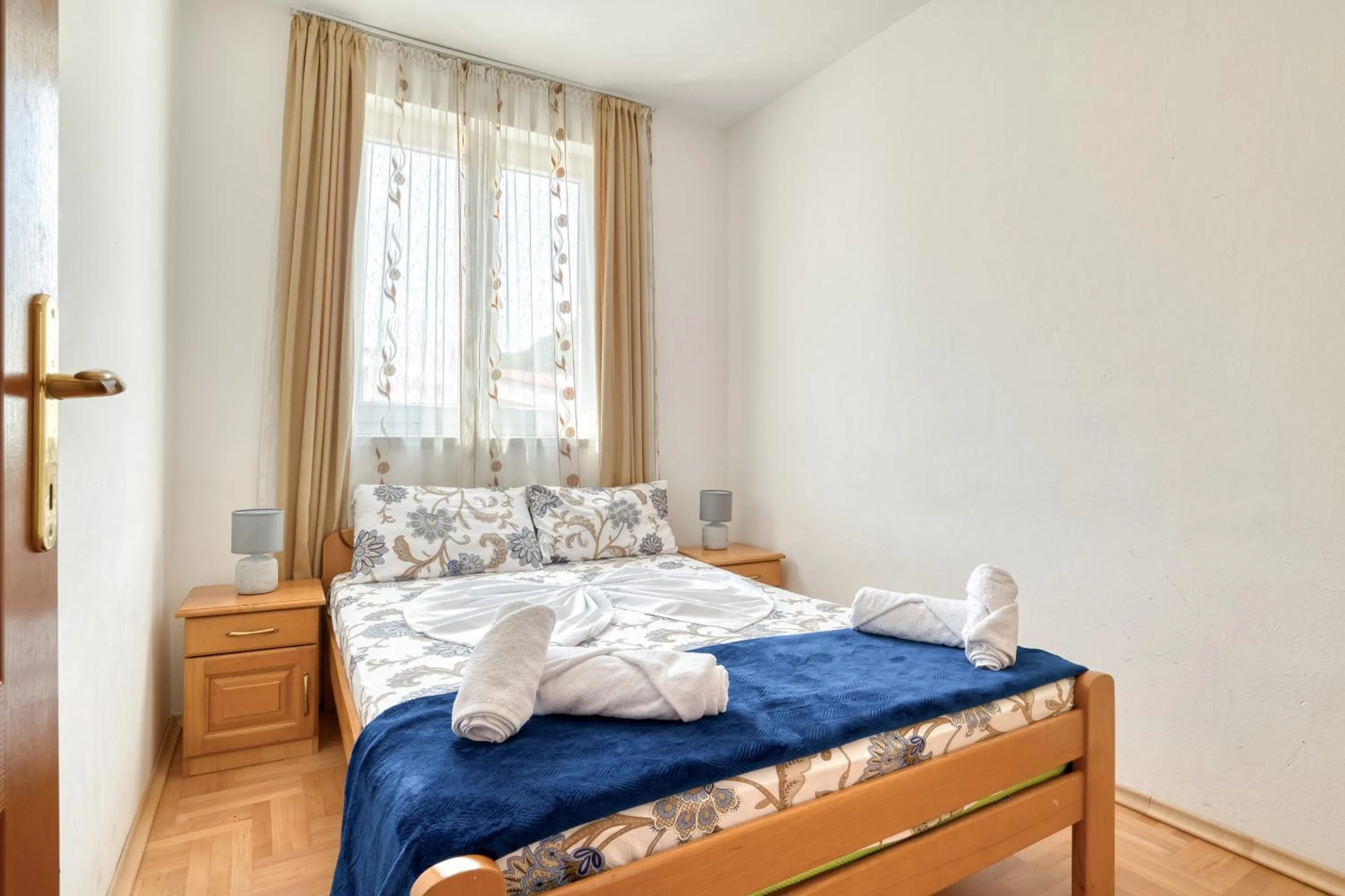 Bedroom, Bed in Apartments Elena