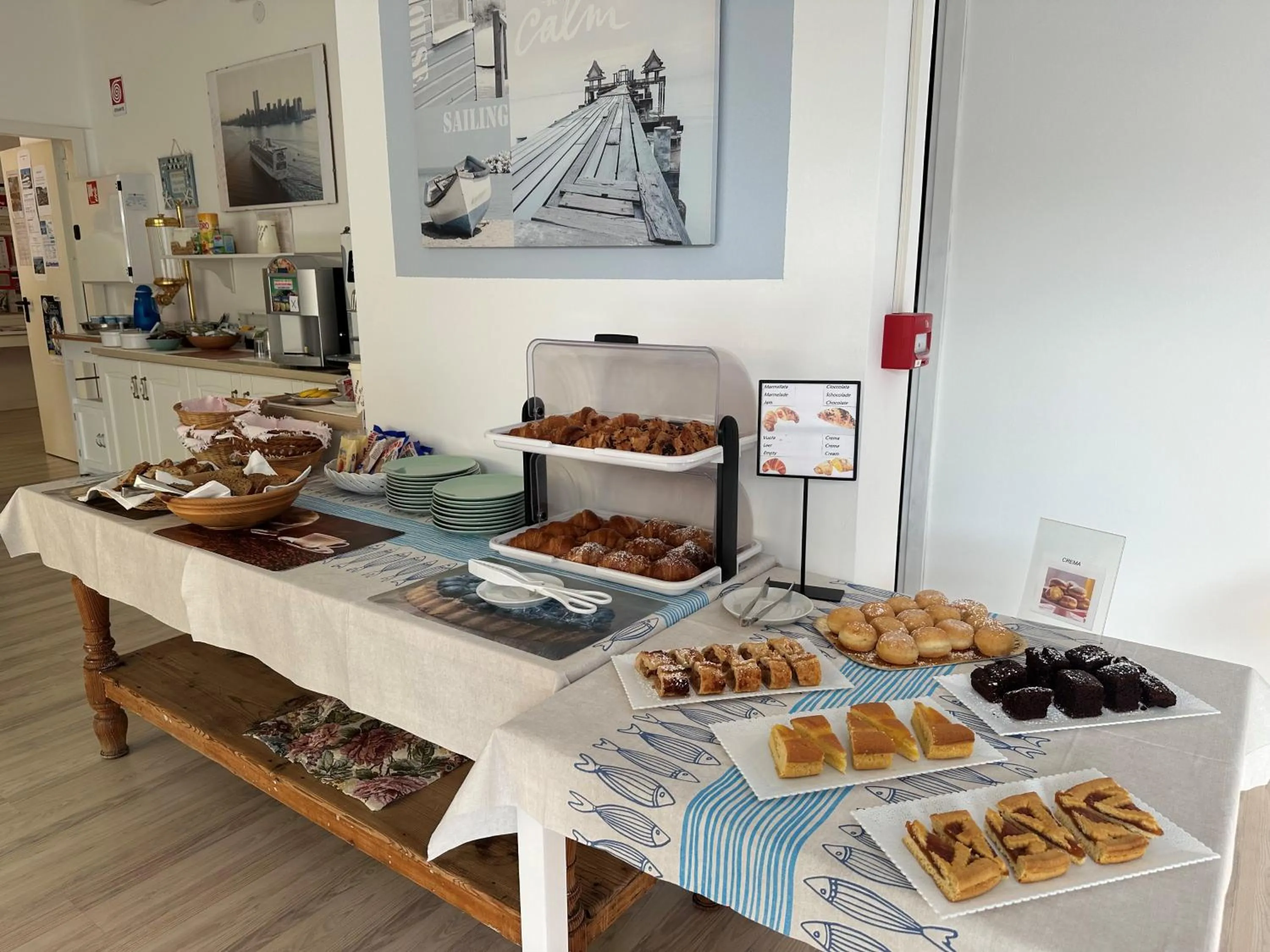 Breakfast in Hotel ai Fiori