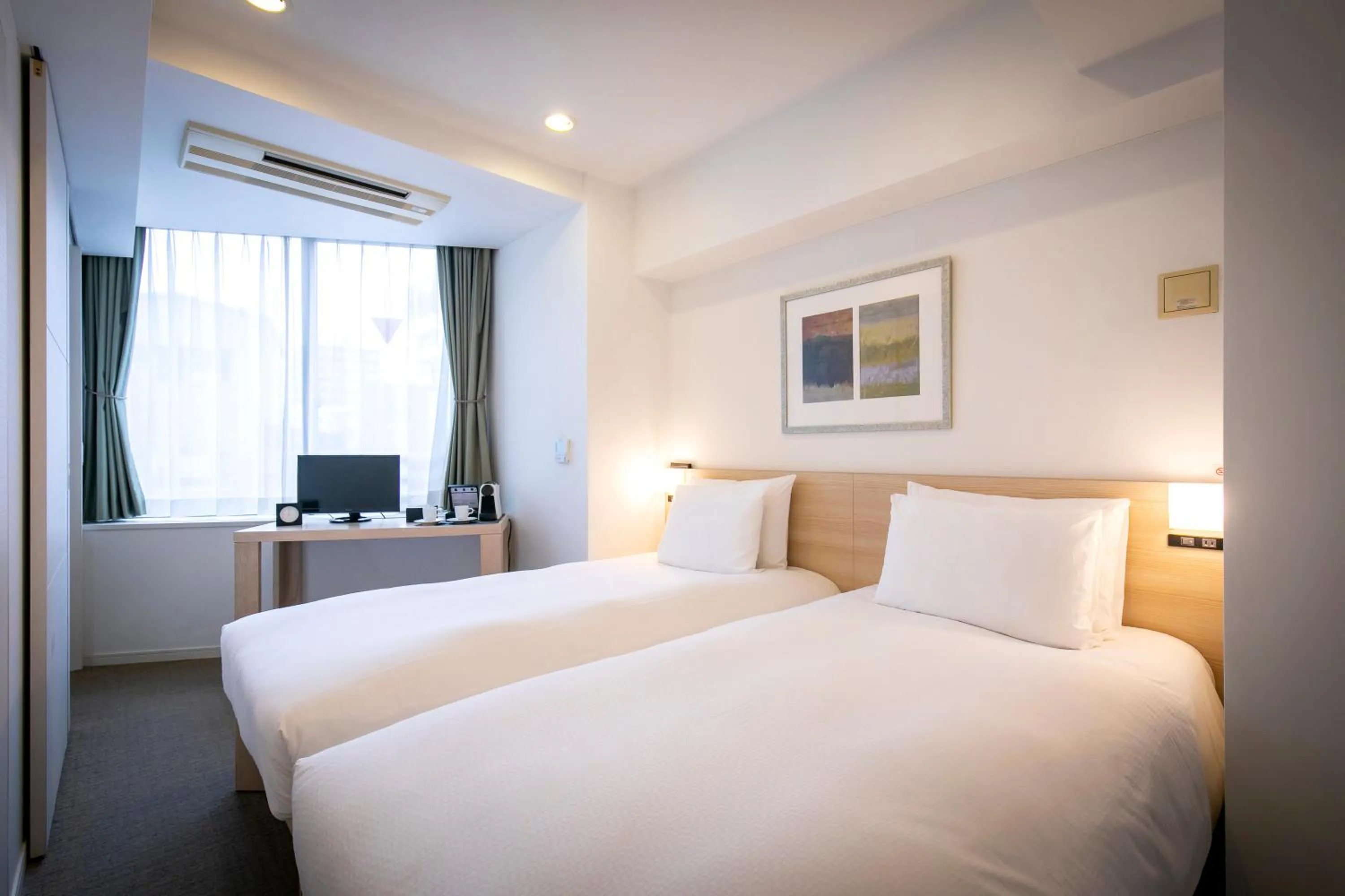 Suite Room with 2 single beds with Bathtub - No-Smoking in B:CONTE Asakusa