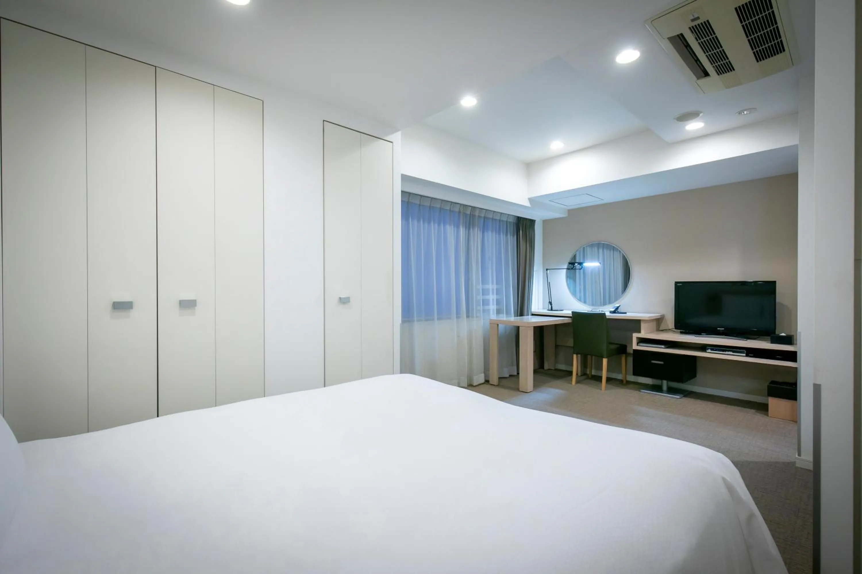 Bed in B:CONTE Asakusa