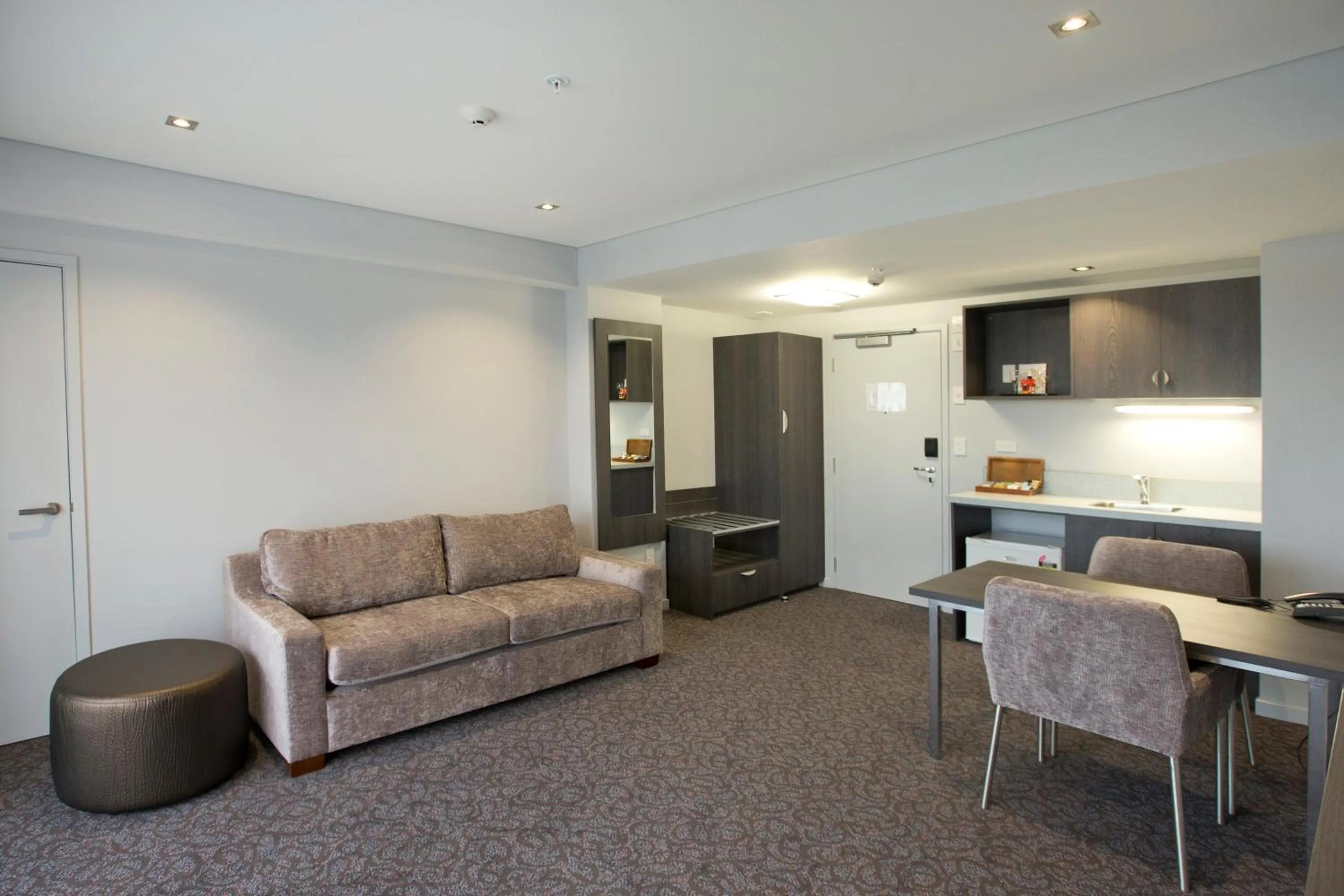 Living room in Copthorne Hotel Palmerston North