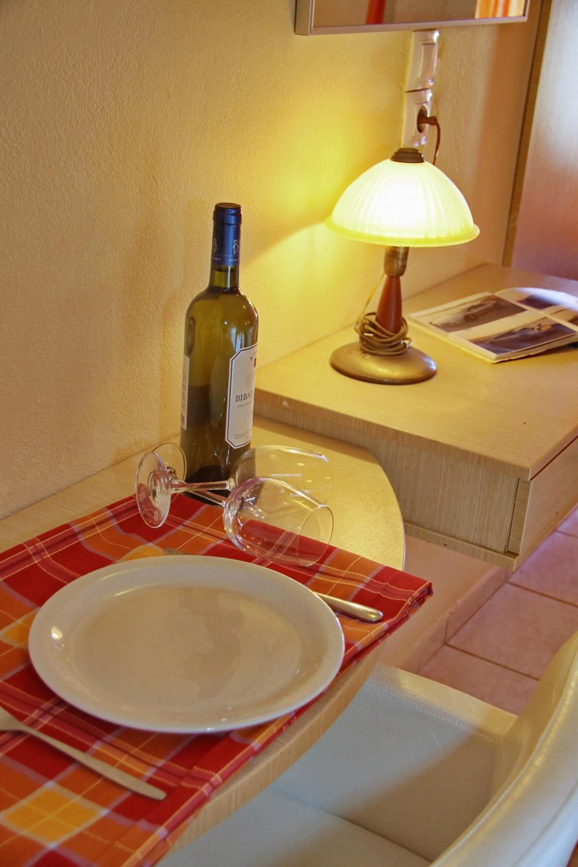 Coffee/tea facilities in Irida Aparthotel Malia by Estia