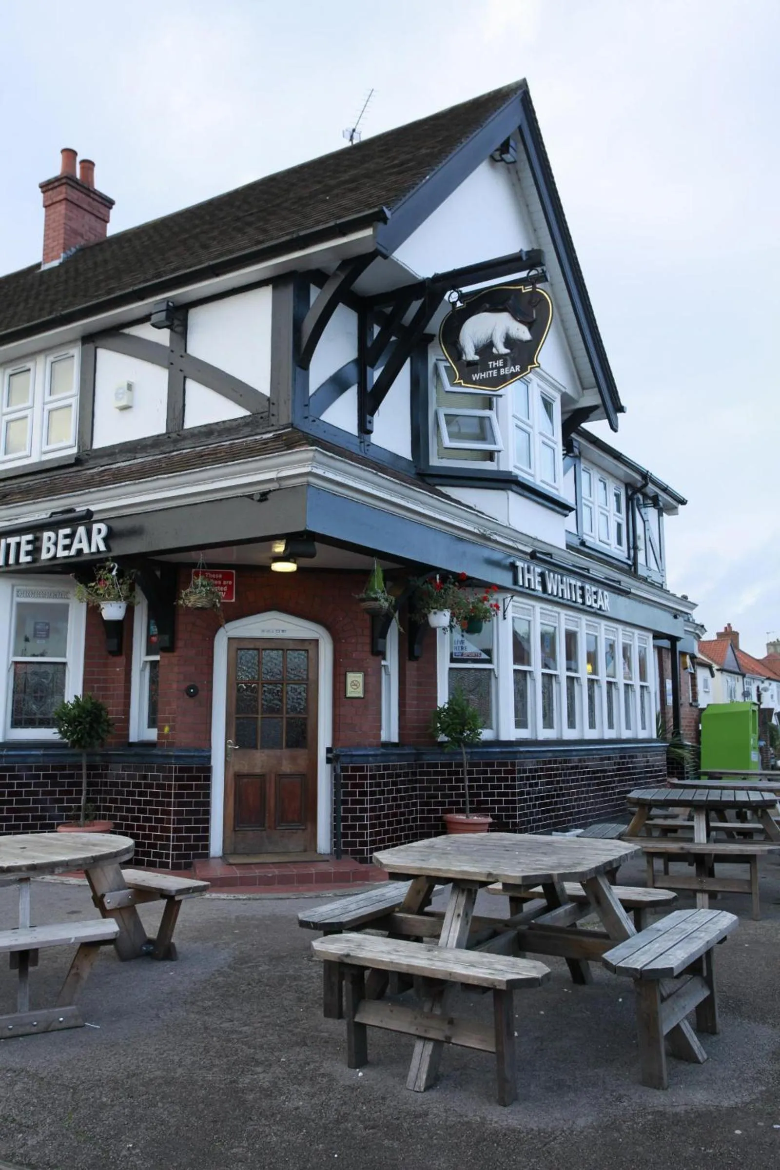 Facade/entrance in Heathrow Stay