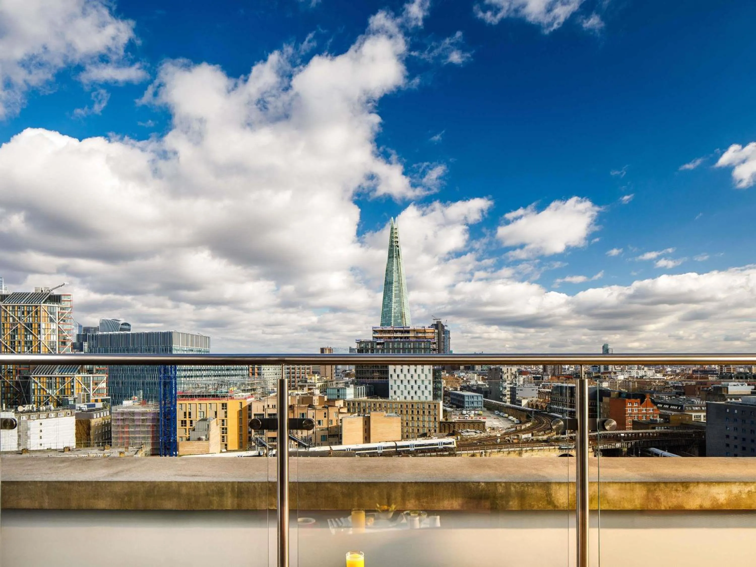Bedroom in Novotel London Blackfriars