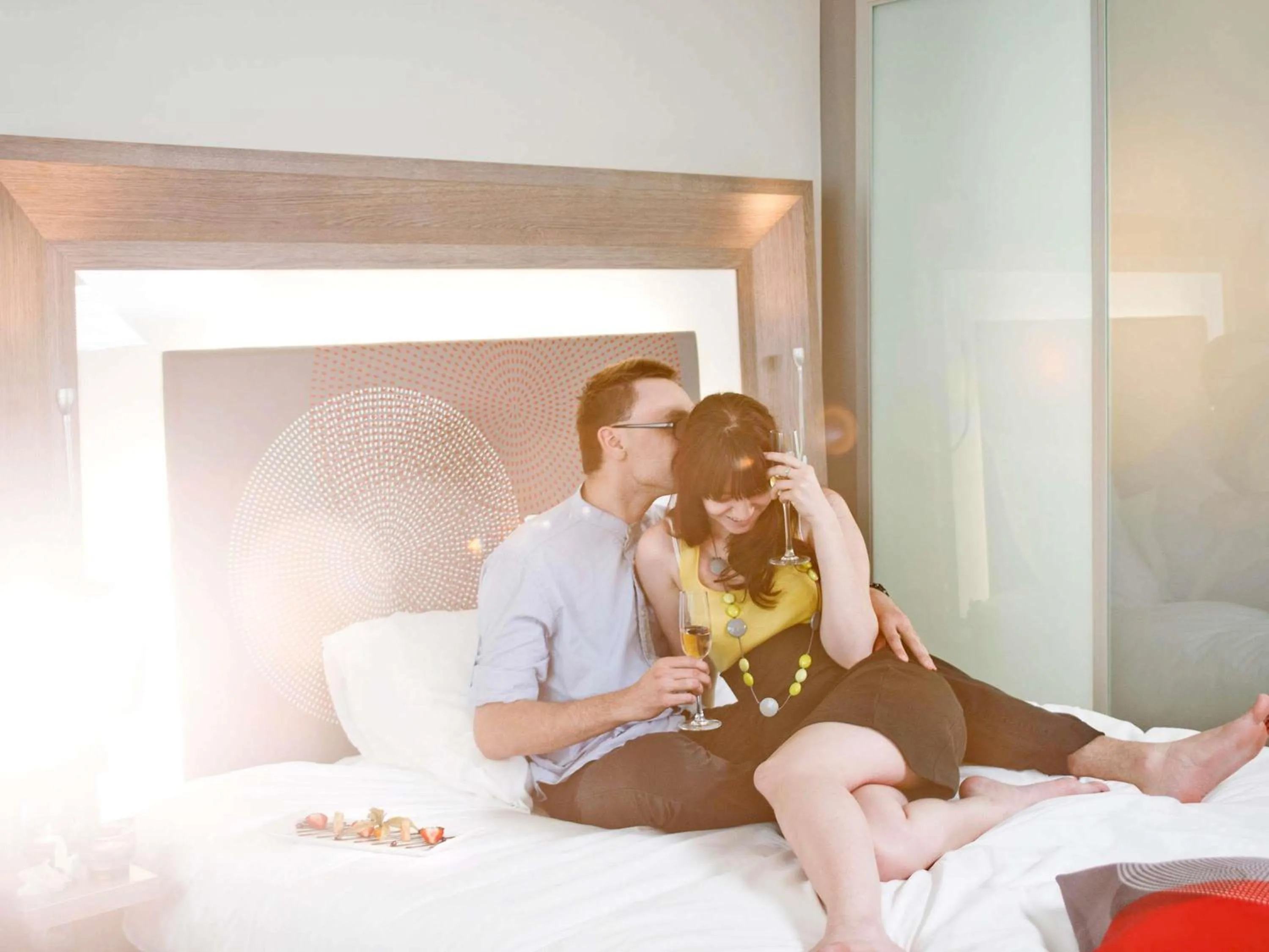 Bedroom, Bed in Novotel London Blackfriars