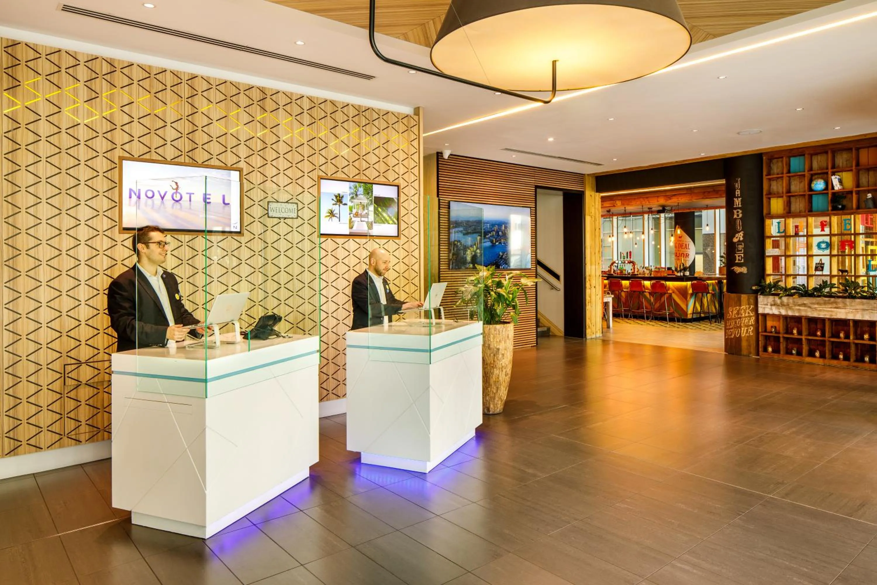Lobby or reception in Novotel London Blackfriars
