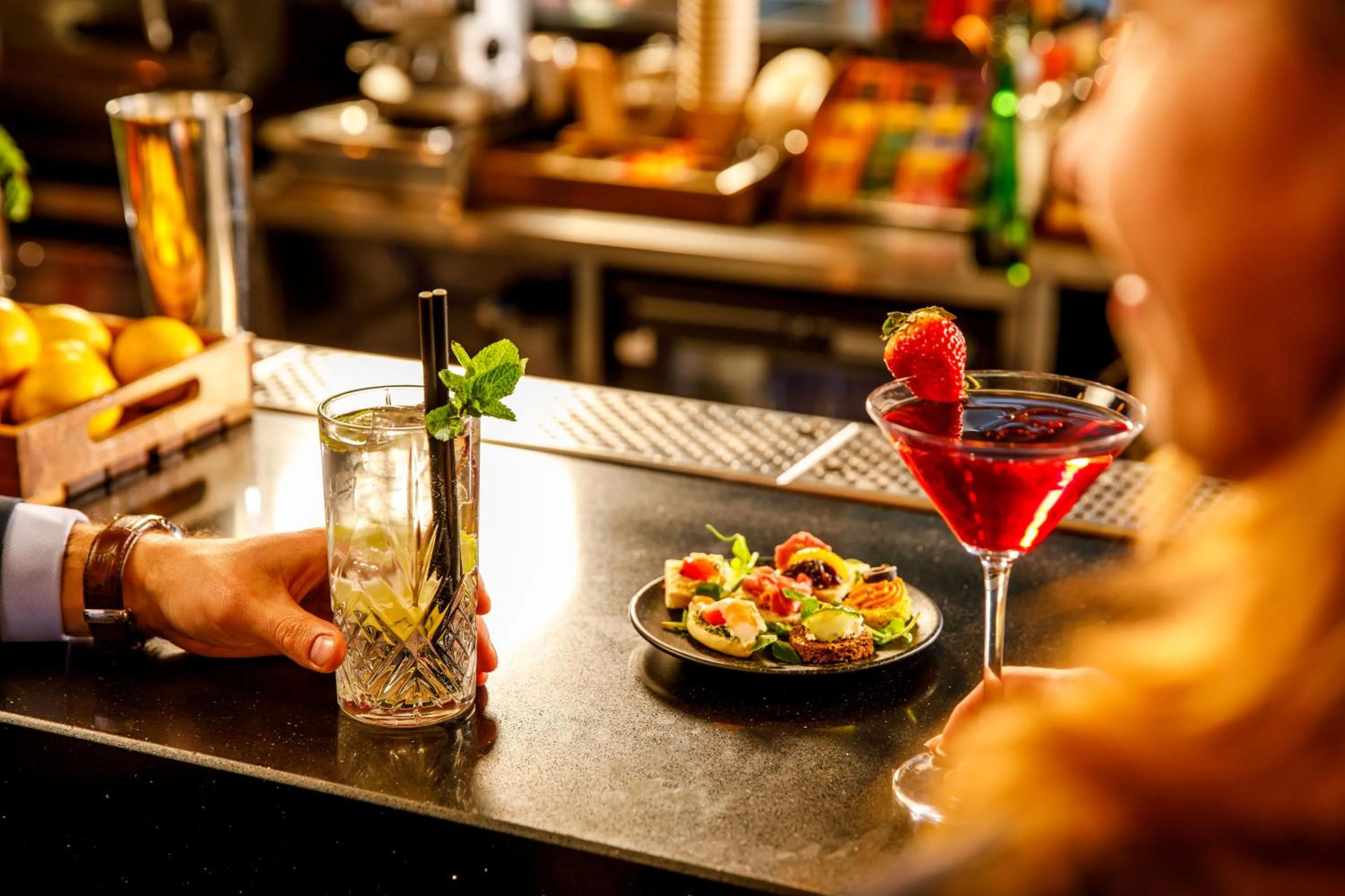 Lounge or bar in Novotel London Blackfriars