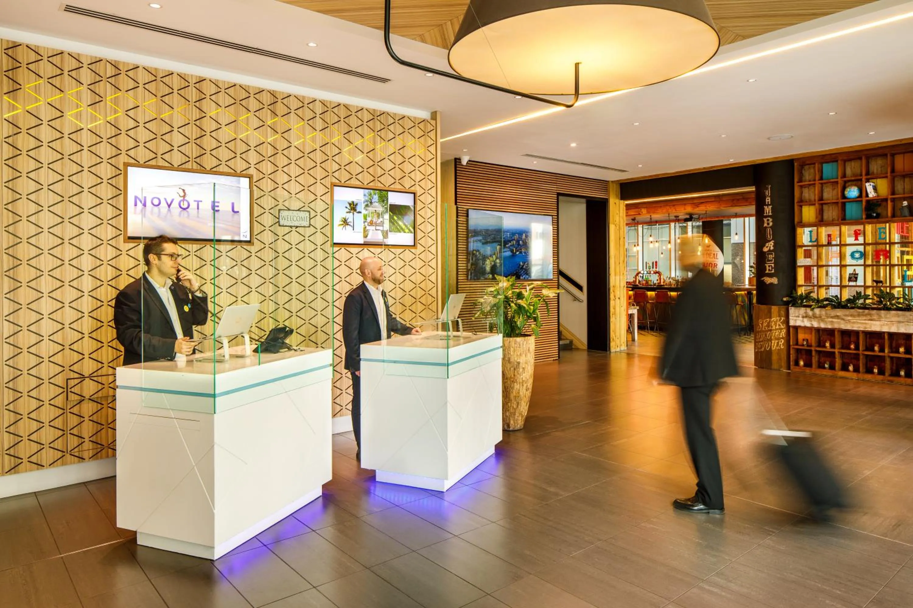Lobby or reception in Novotel London Blackfriars