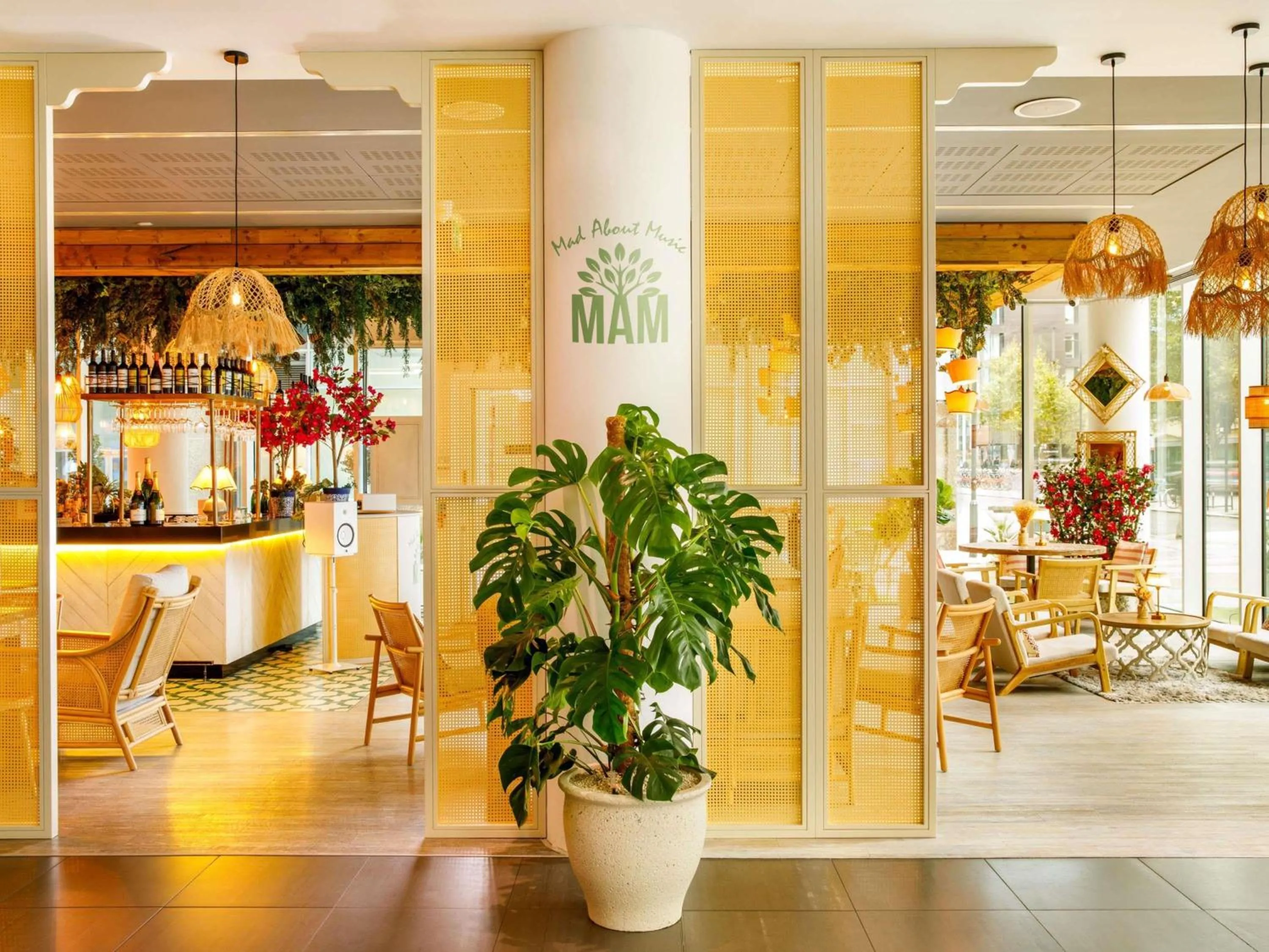 Property building in Novotel London Blackfriars