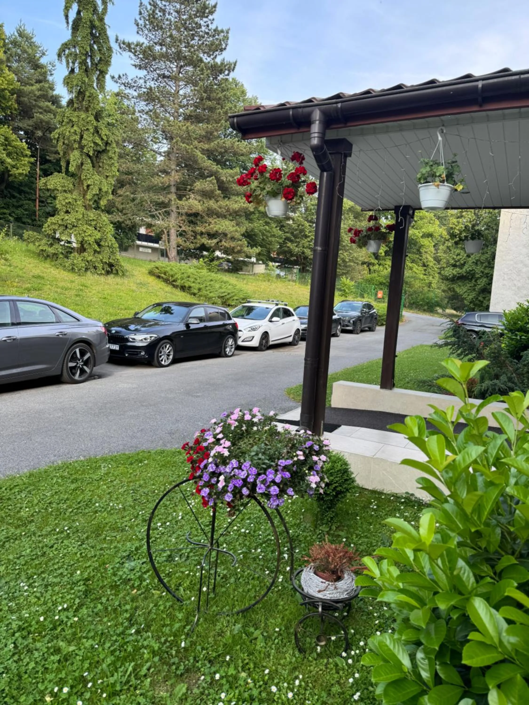 Parking in Penzion Zornicka