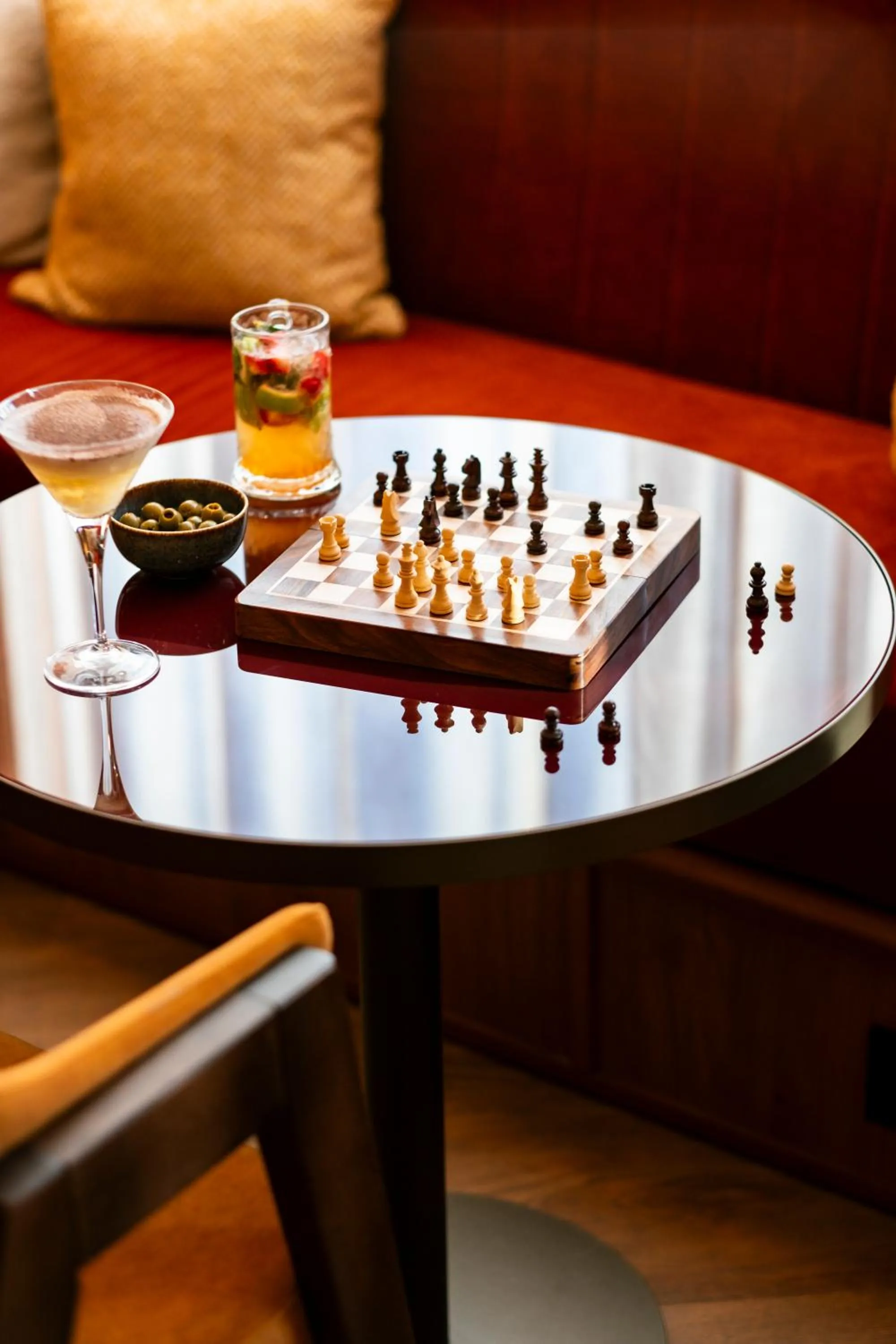 Lounge or bar in Mercure Villefranche-sur-Saône