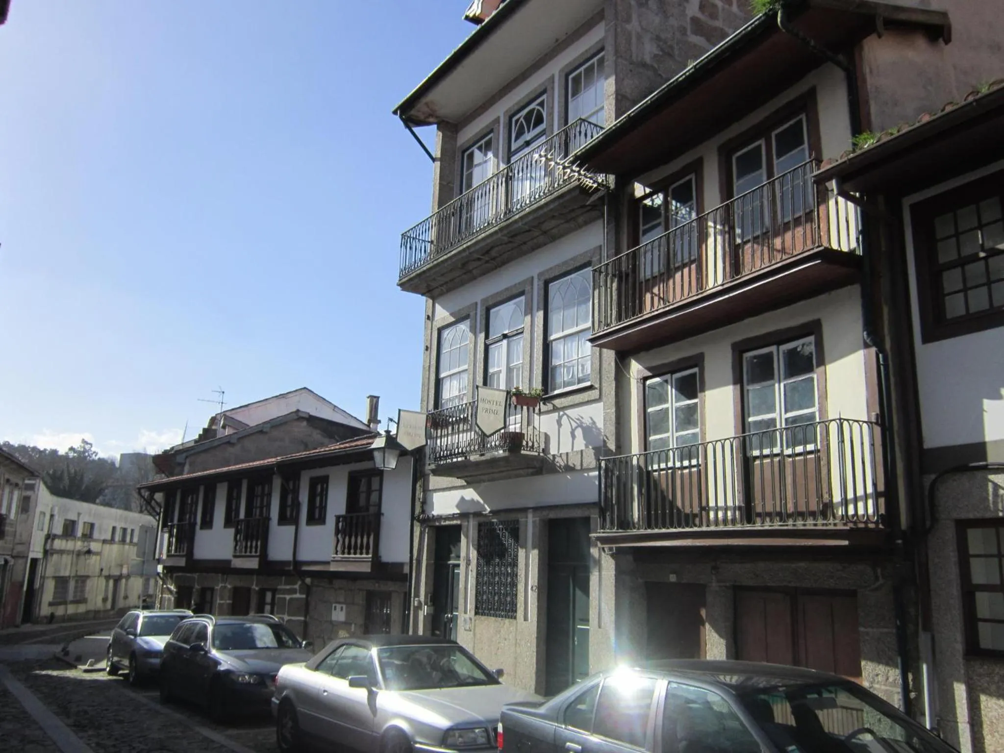 Facade/entrance in Hostel Prime Guimaraes