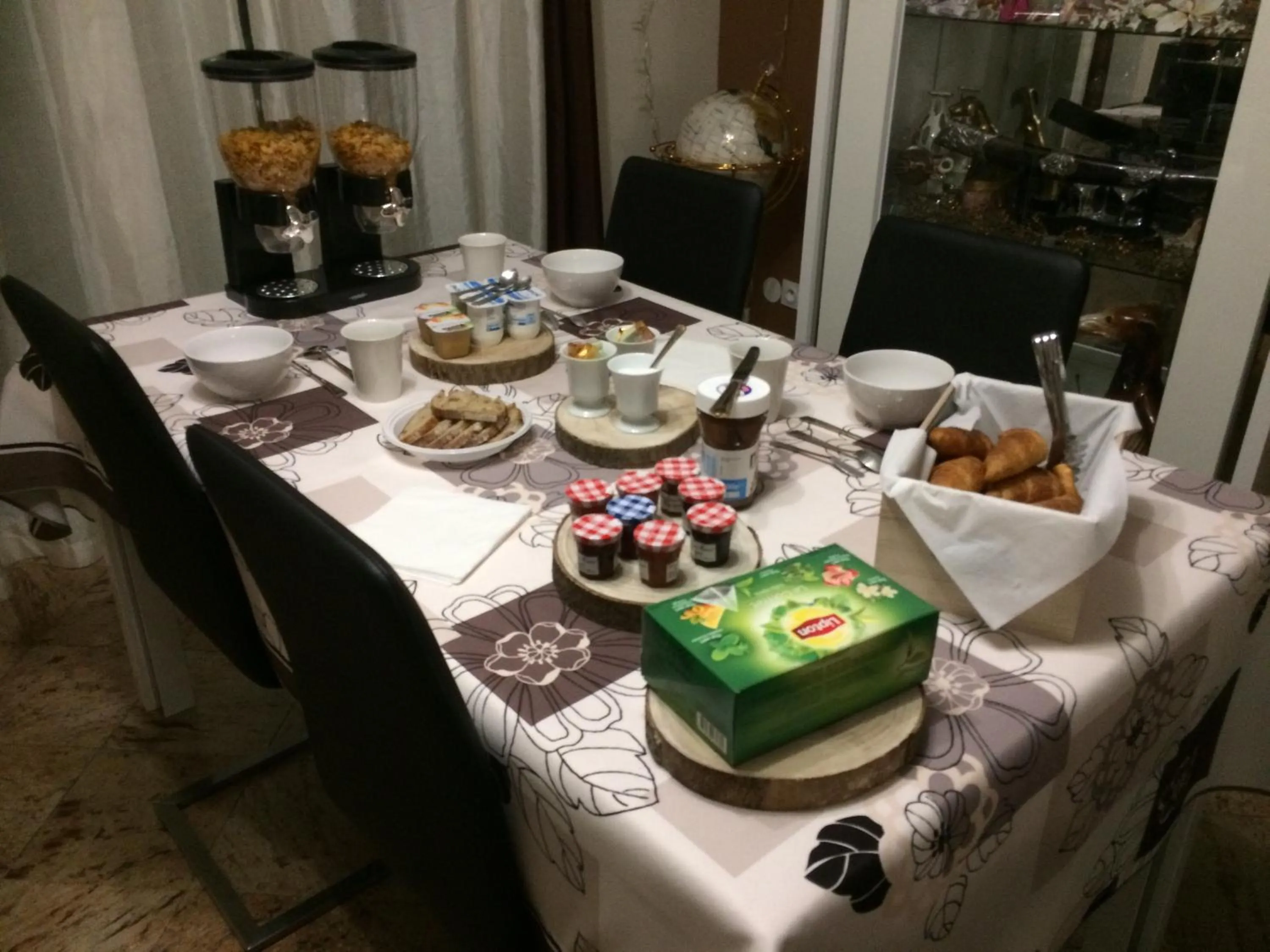 Breakfast in Au lévrier de chessy