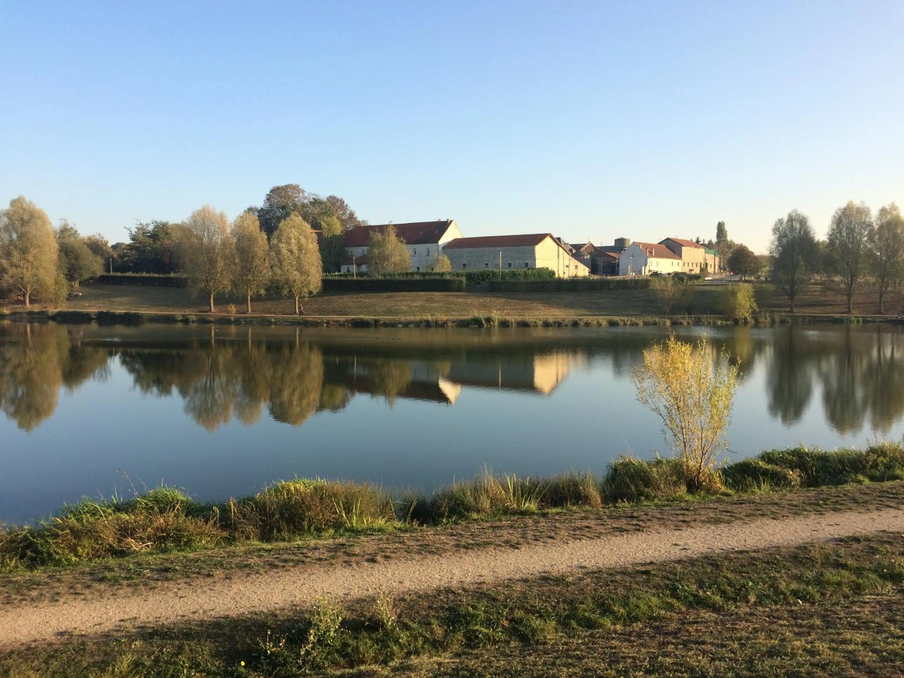 Natural landscape in Au lévrier de chessy