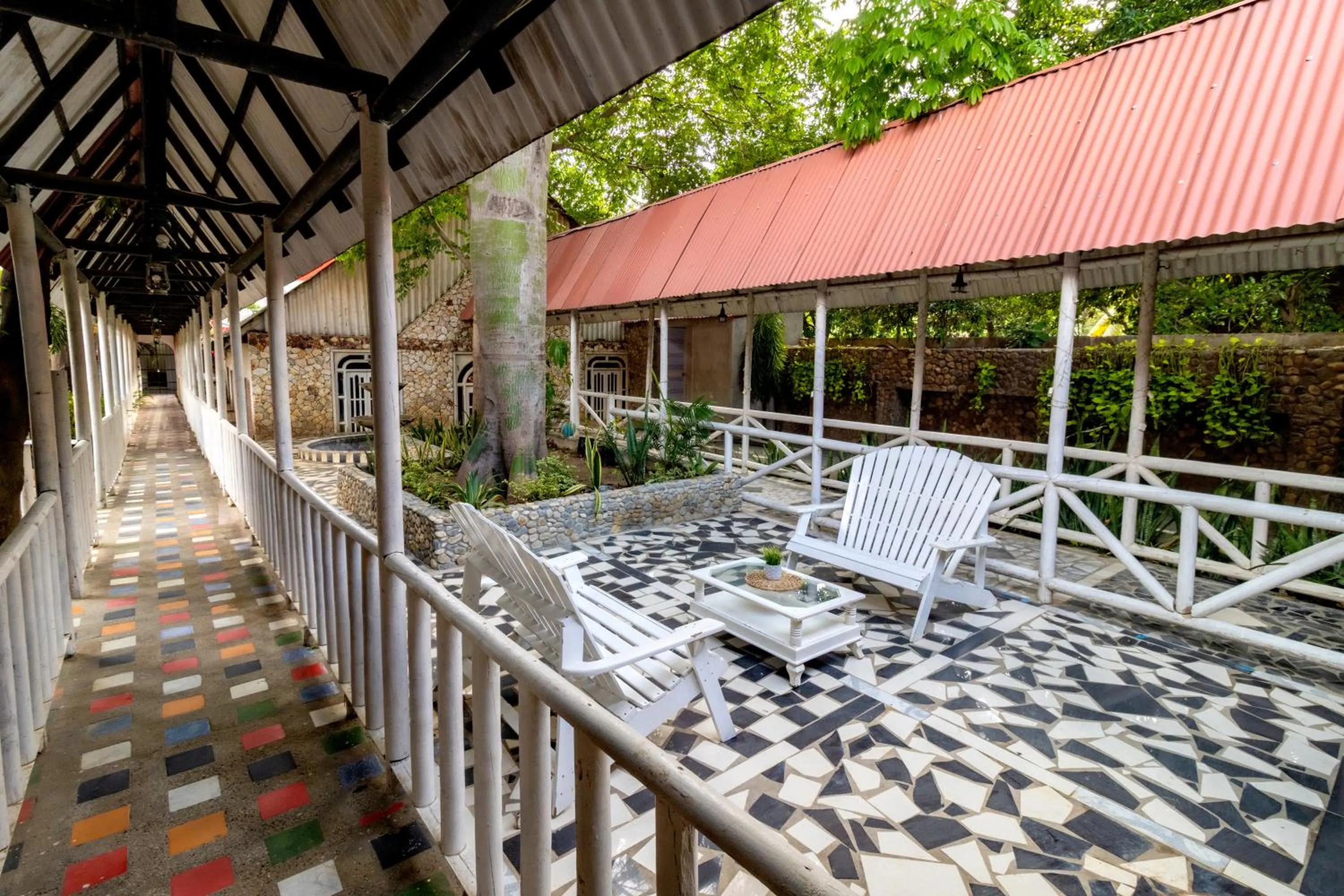 Patio in Hotel Playa Salguero By GEH Suites
