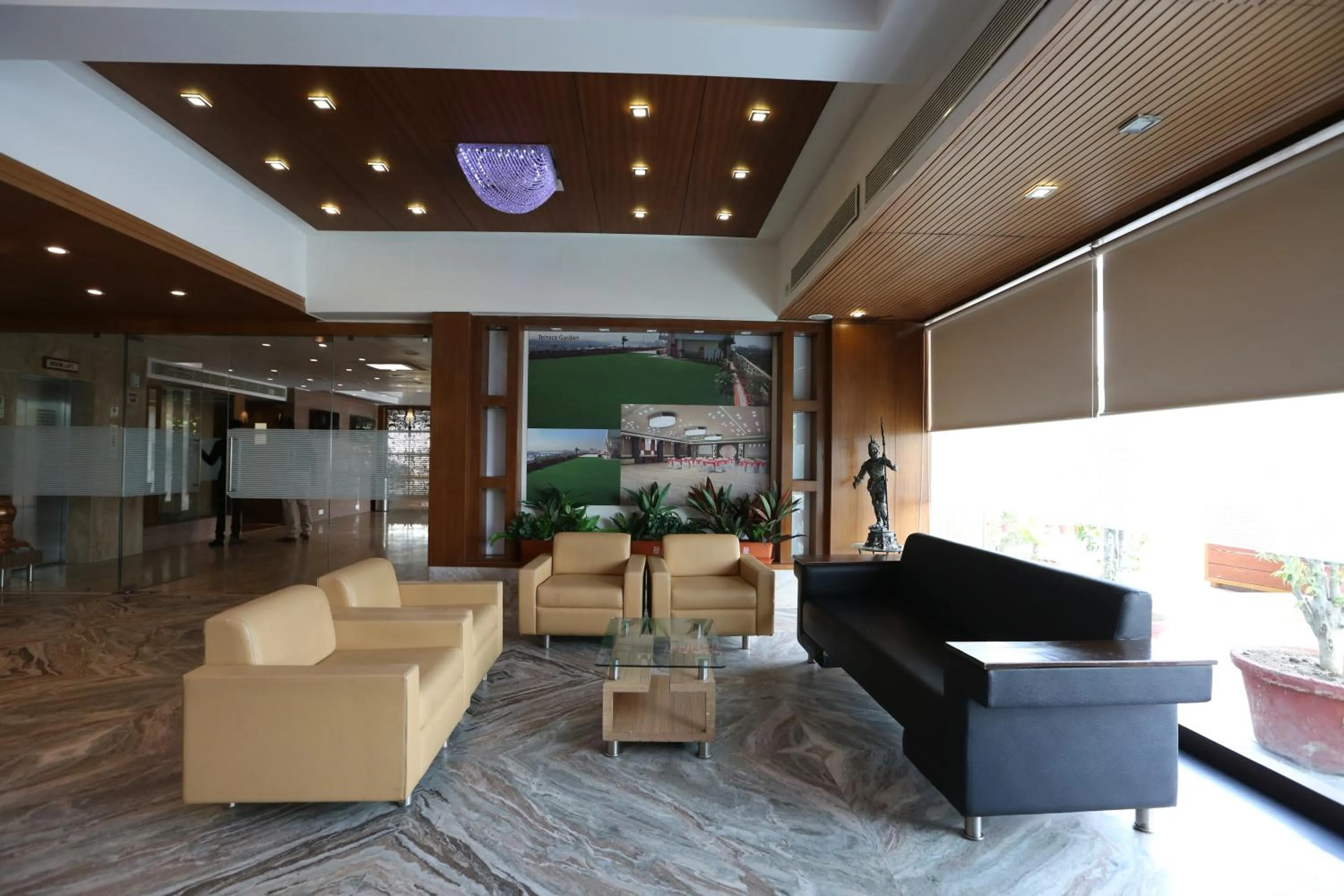 Lobby or reception in SilverCloud Hotel and Banquets