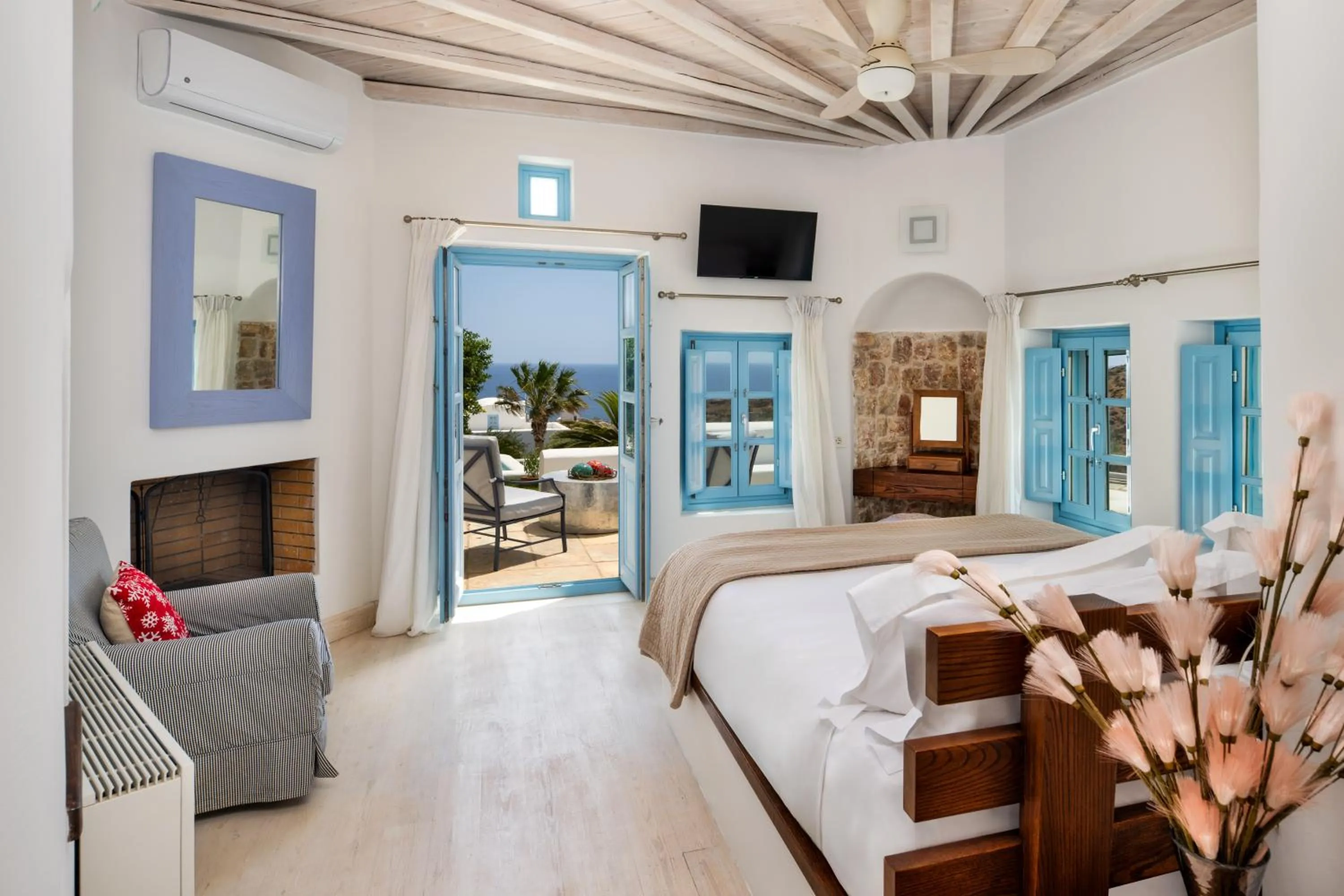Bedroom in Anema Boutique Hotel & Villas Santorini