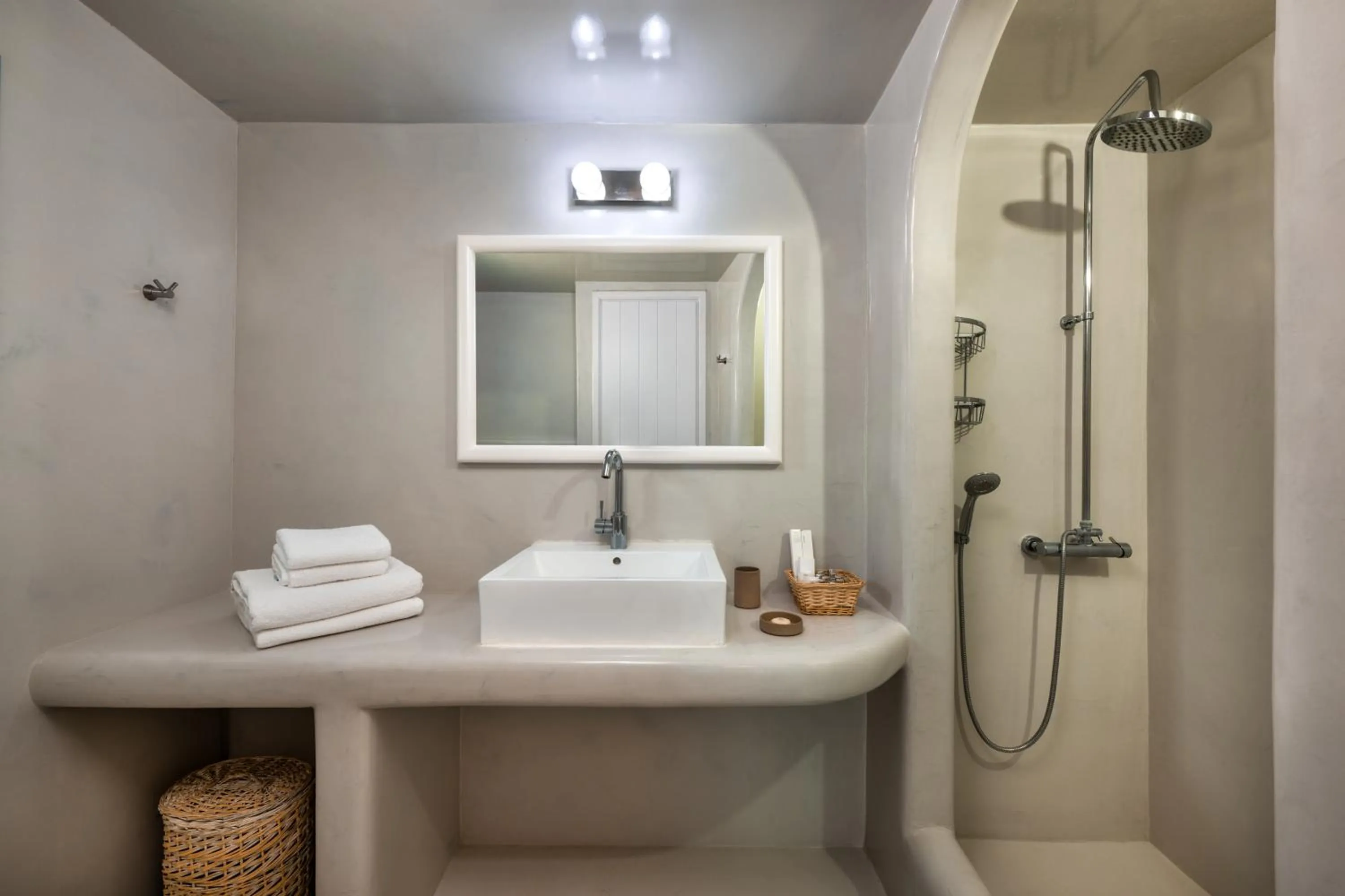 Bathroom in Anema Boutique Hotel & Villas Santorini