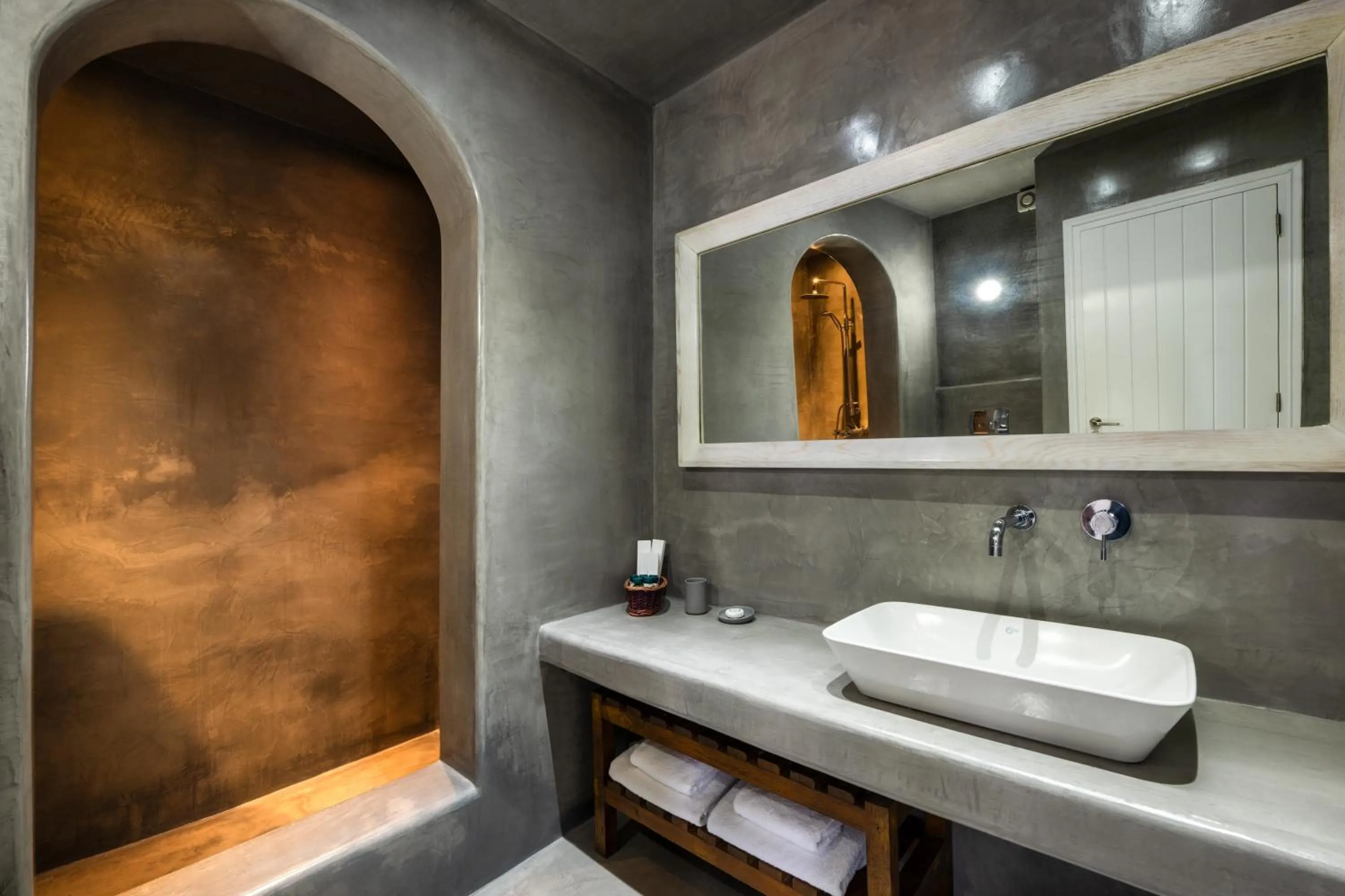 Bathroom in Anema Boutique Hotel & Villas Santorini