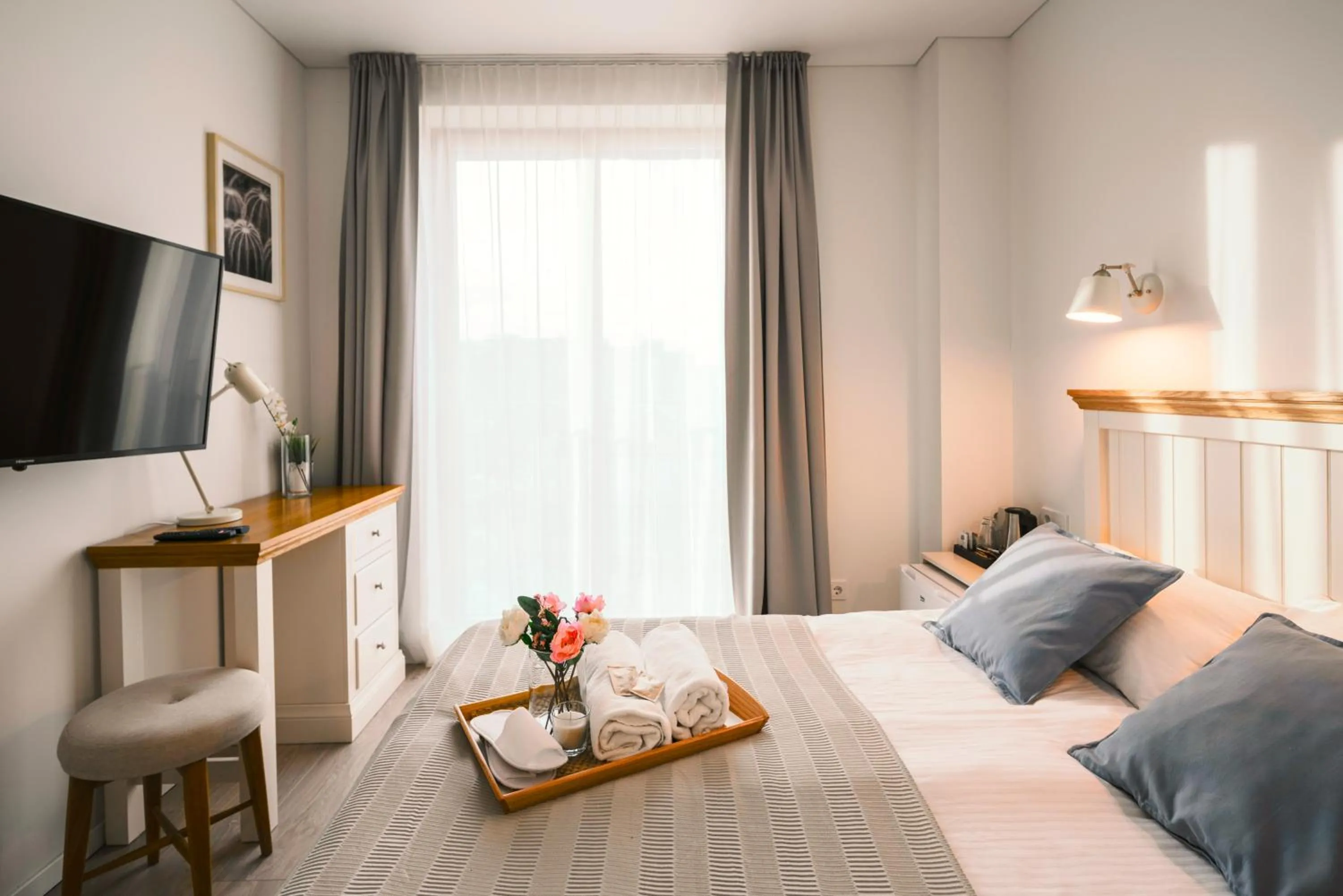 Bed in J14A I Rooms & Apartments AUTOMATED SELF CHECK-IN