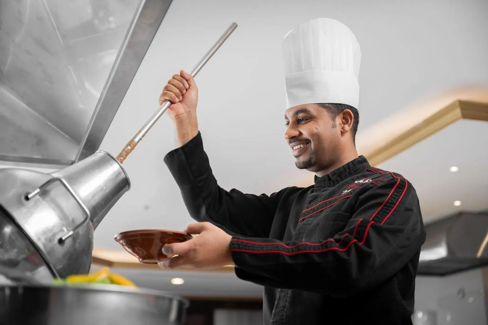 Food and drinks in Taiba Madinah Hotel