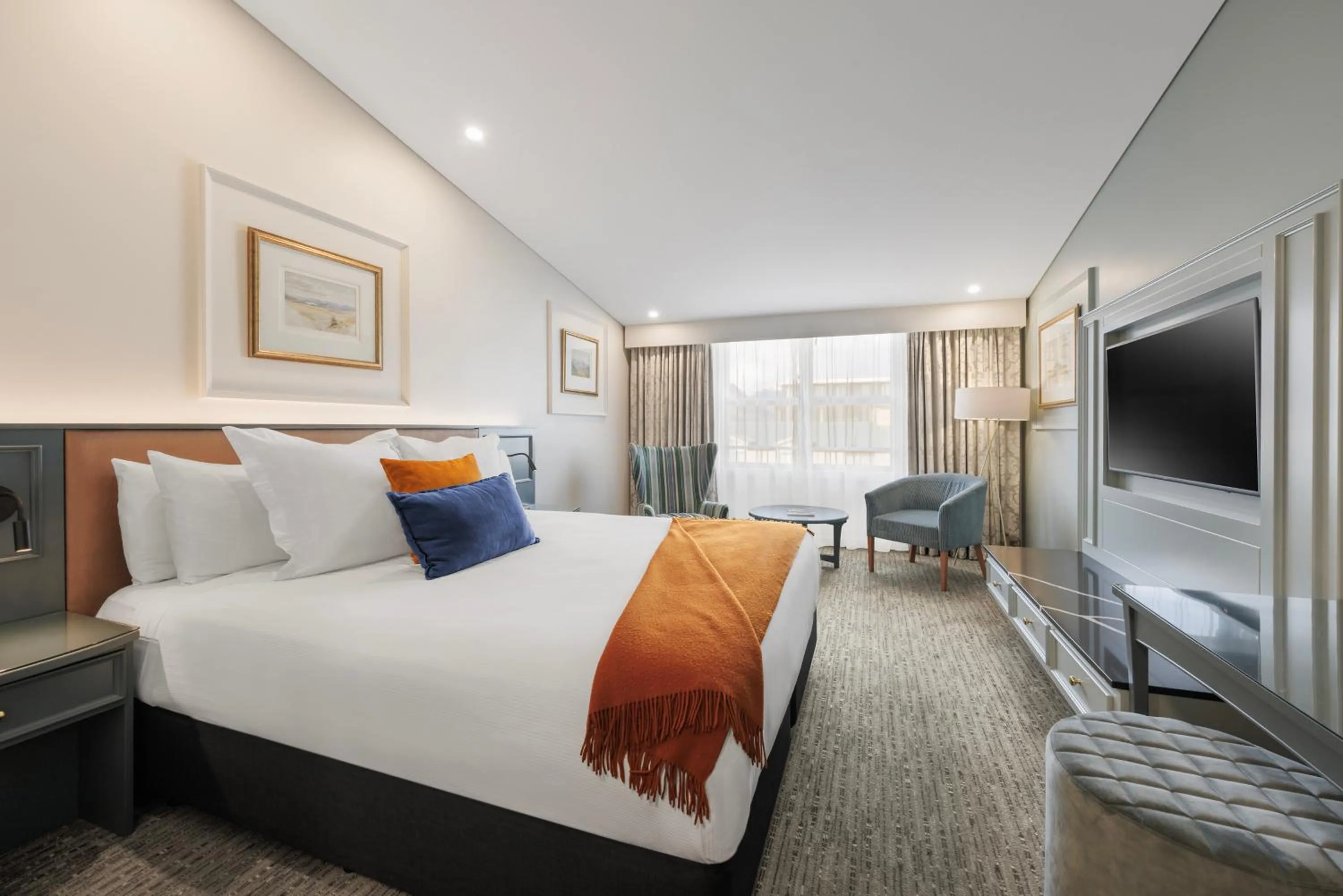 Bed in Millennium Hotel Queenstown