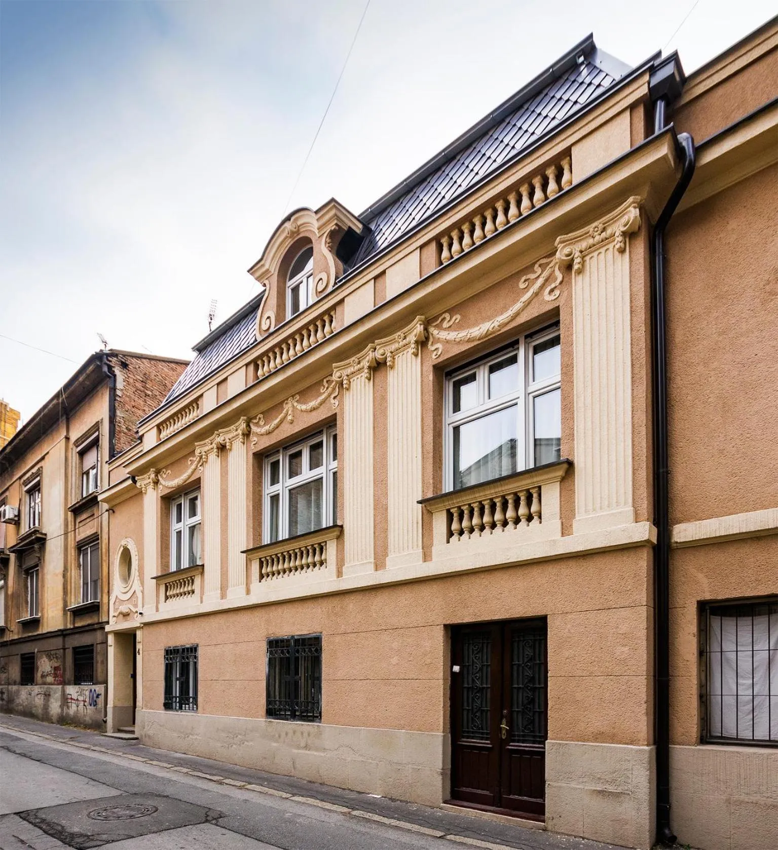 Property building in Lux Villa Old Town