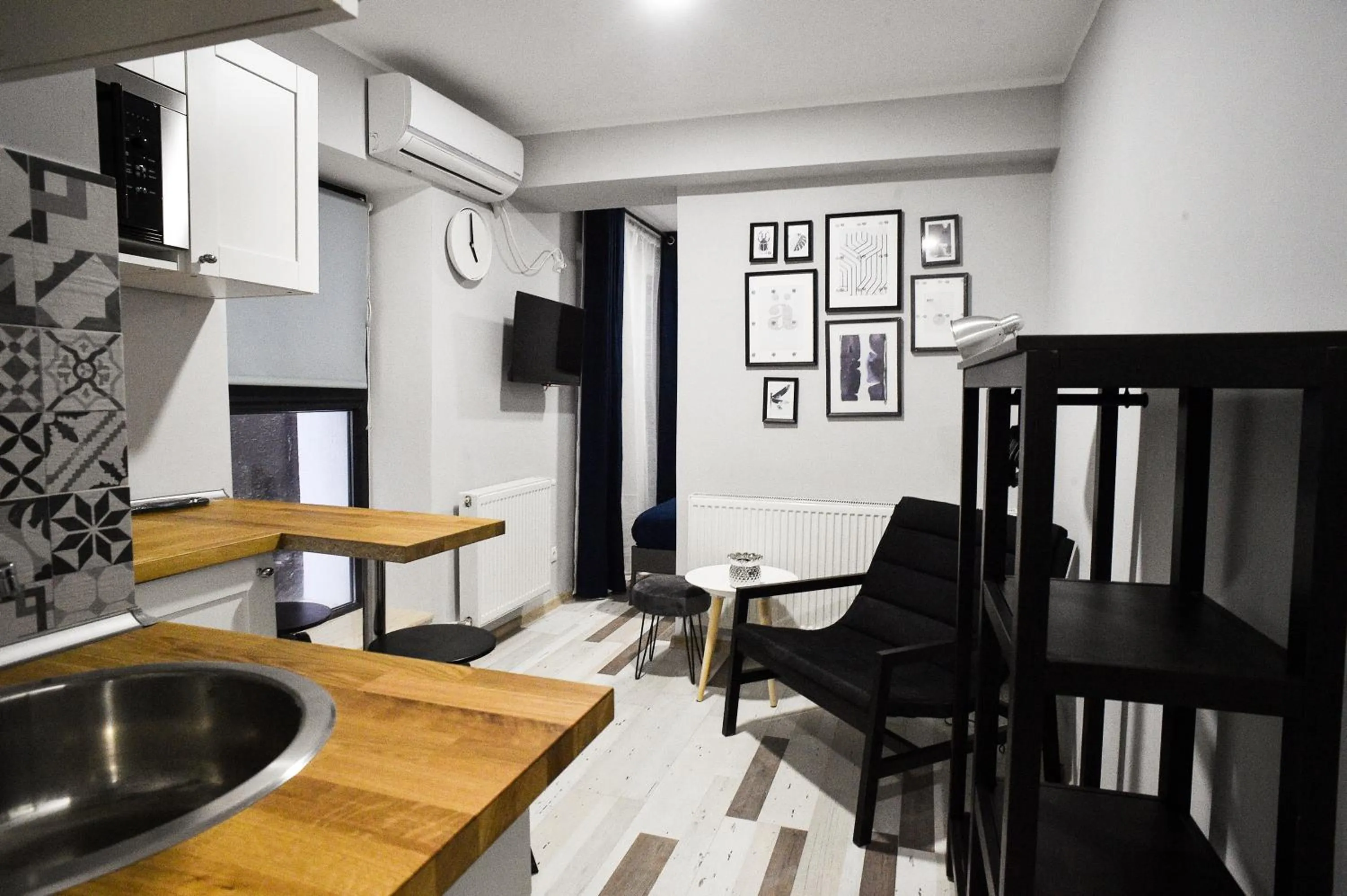 Dining area in Heights Accommodation City Center