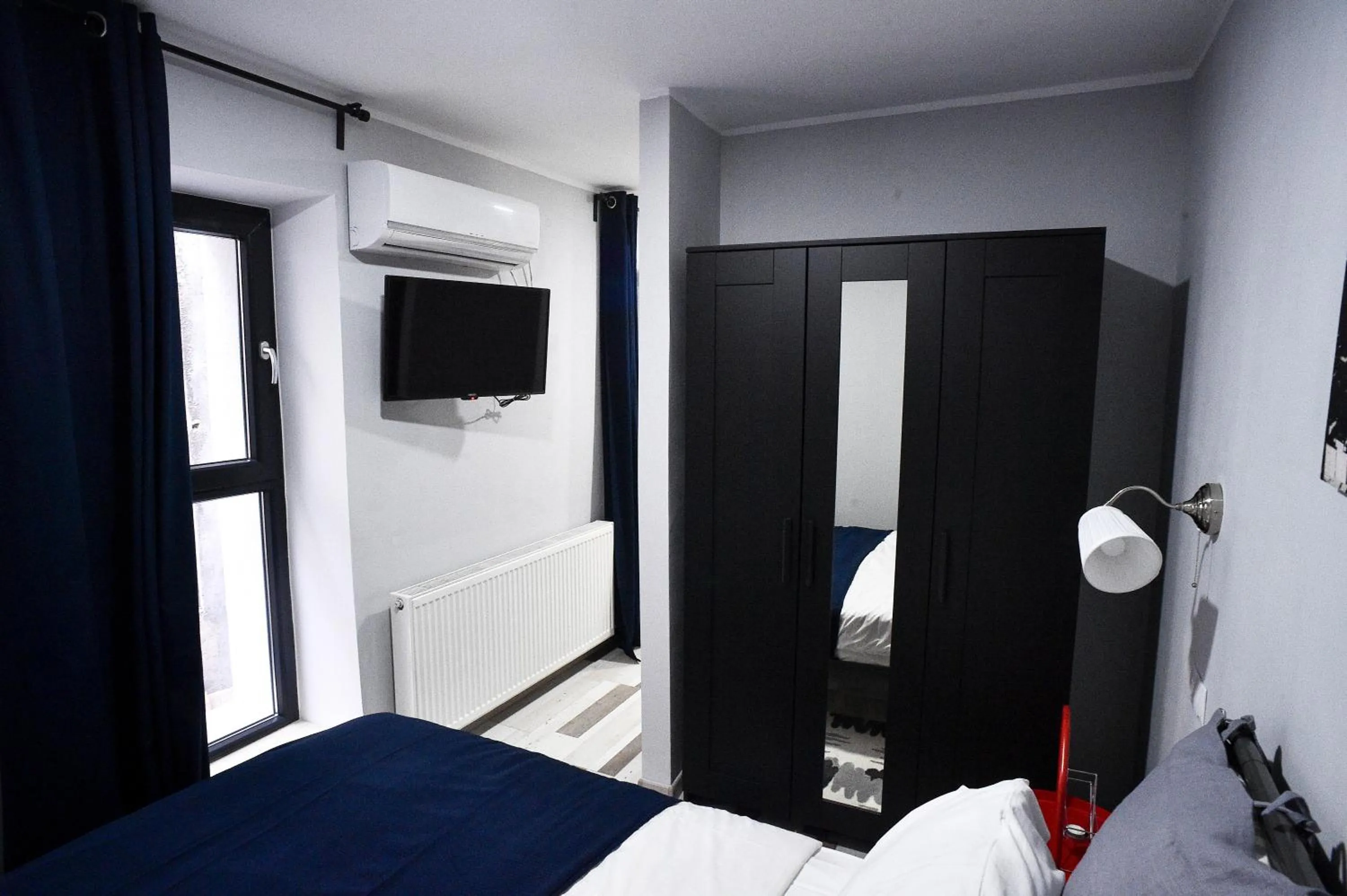 Bedroom, Bed in Heights Accommodation City Center