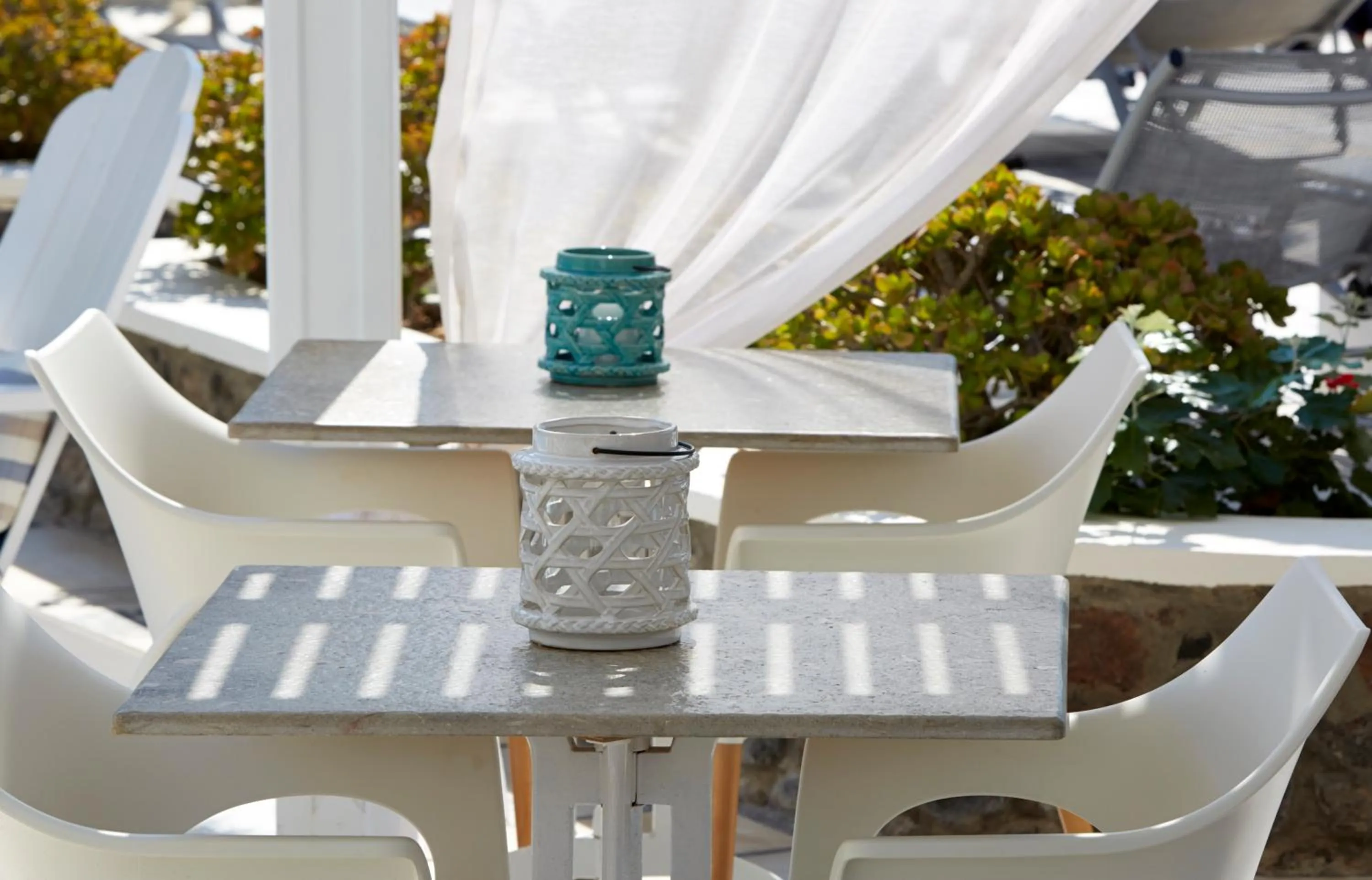 Restaurant/places to eat in Hermes Hotel