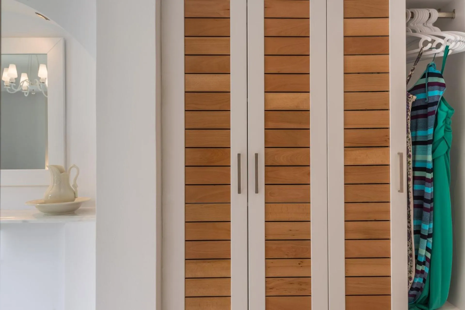 wardrobe in Hermes Hotel