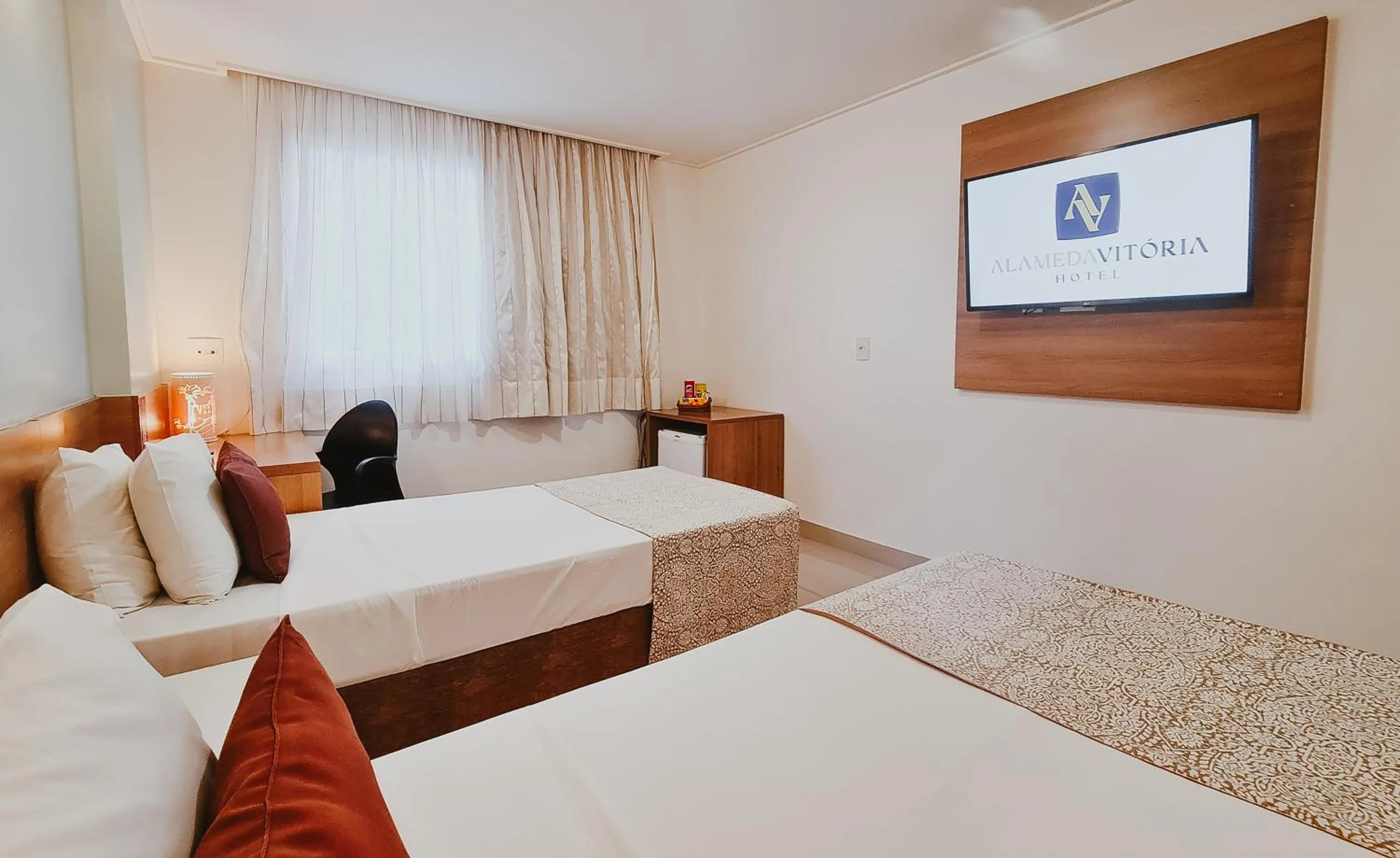 Bed in Alameda Vitória Hotel