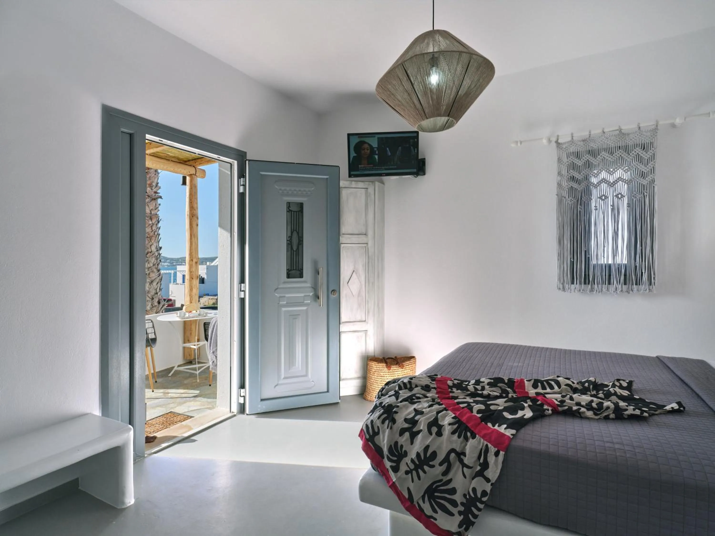 Bed in Ariti Seaside Residence