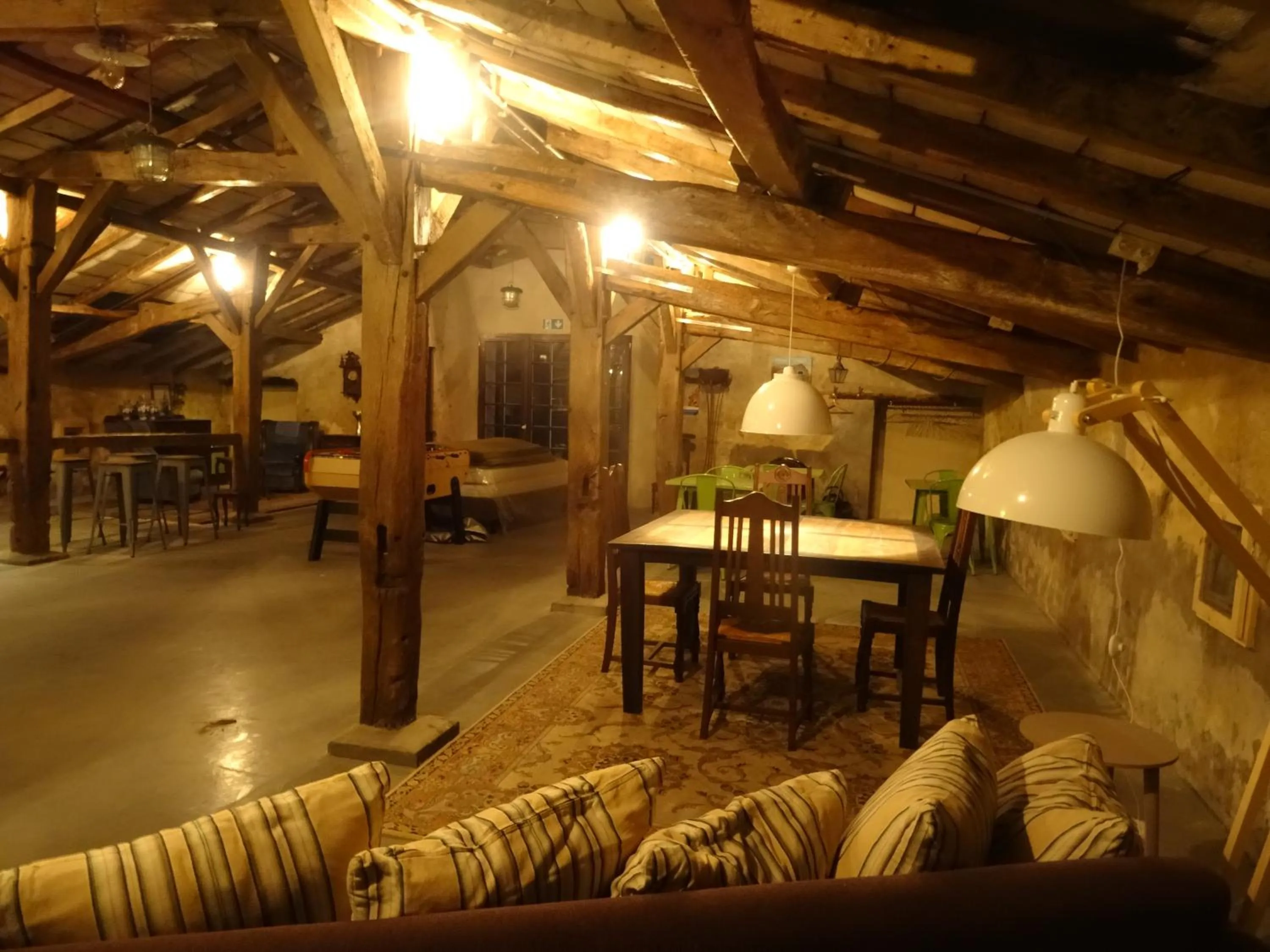 Lounge or bar in Auberge BonBeauJoli