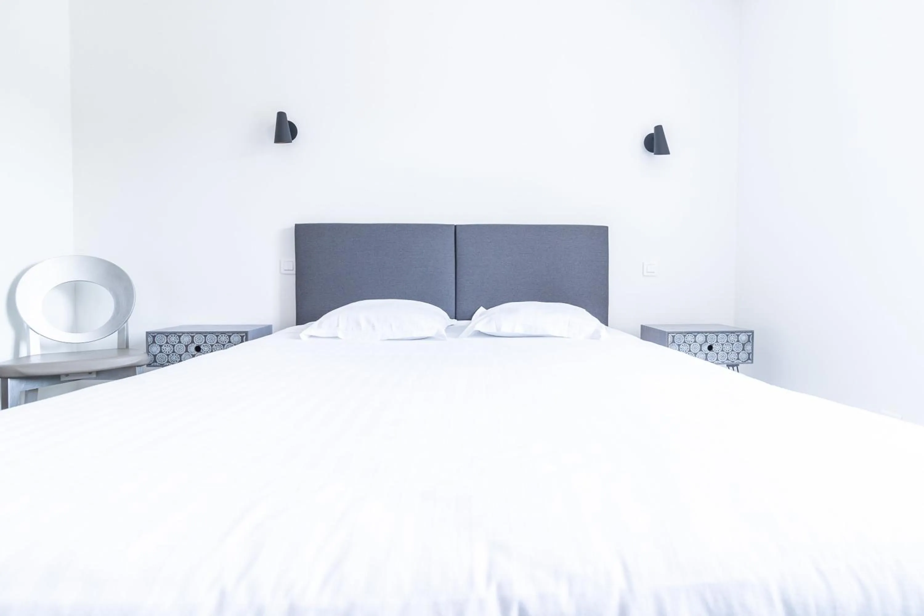Bedroom, Bed in Hôtel De La Plage