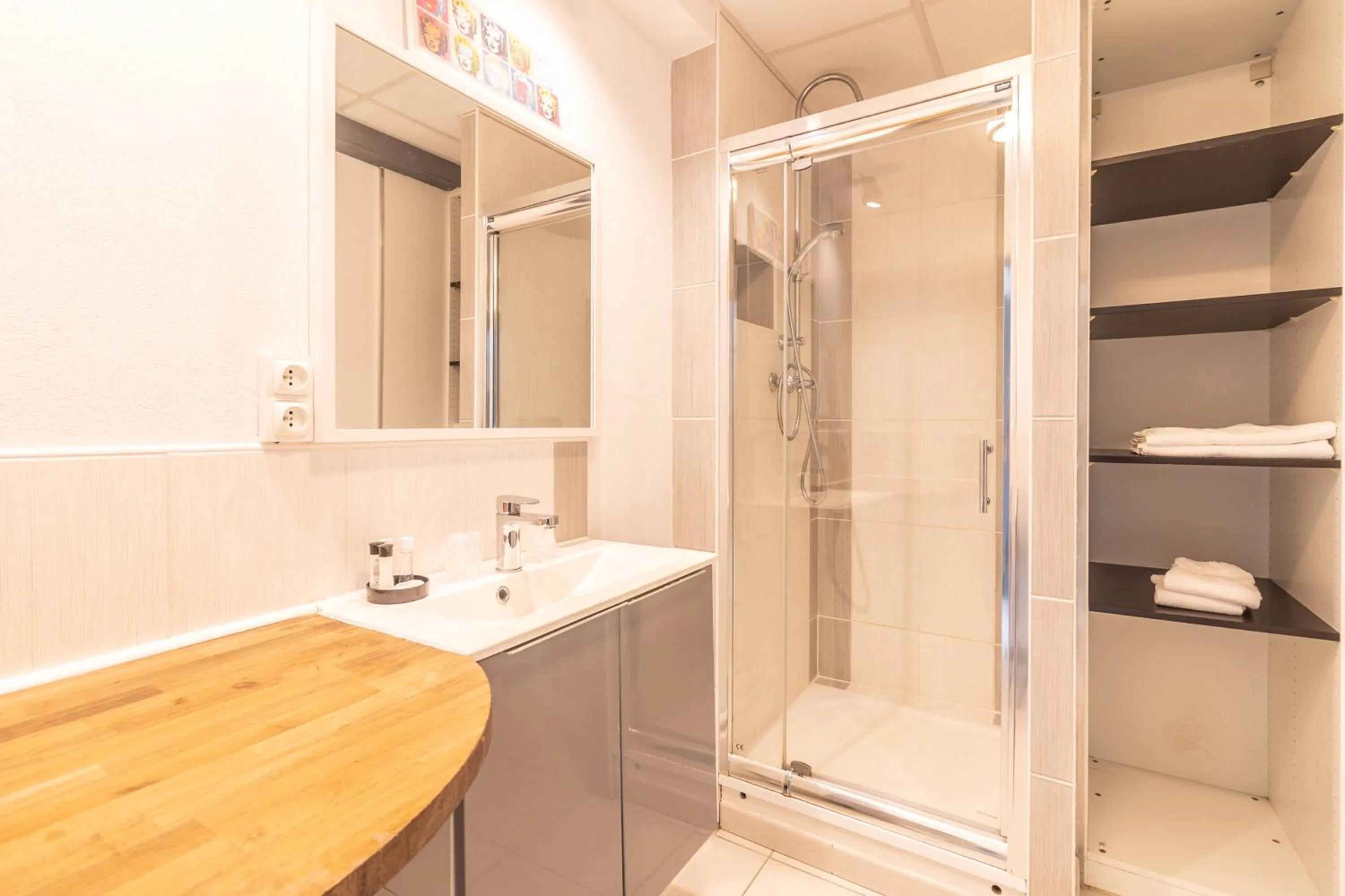 Bathroom in Hôtel De La Plage