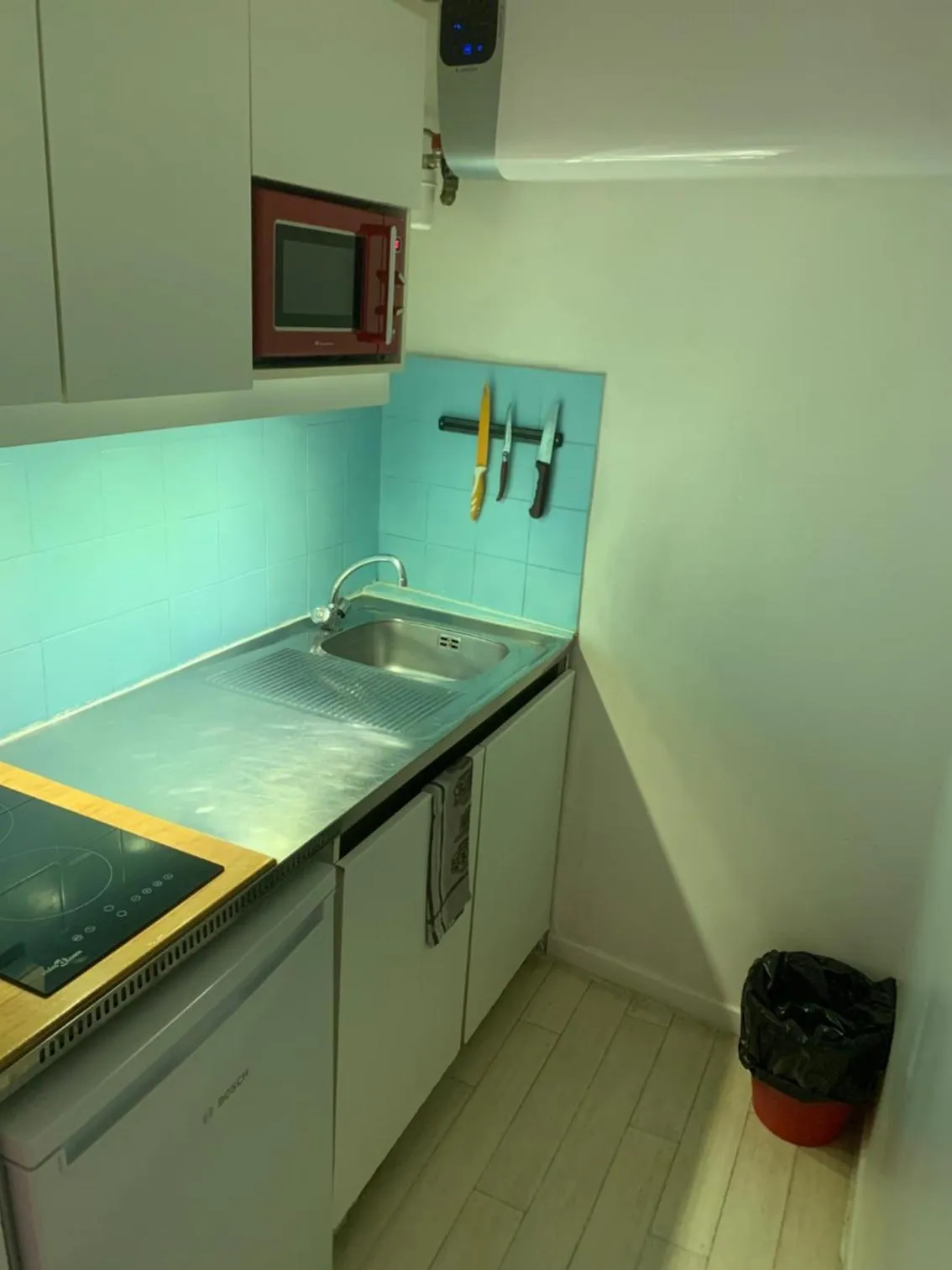 Kitchen or kitchenette in Résidence Meublée Services