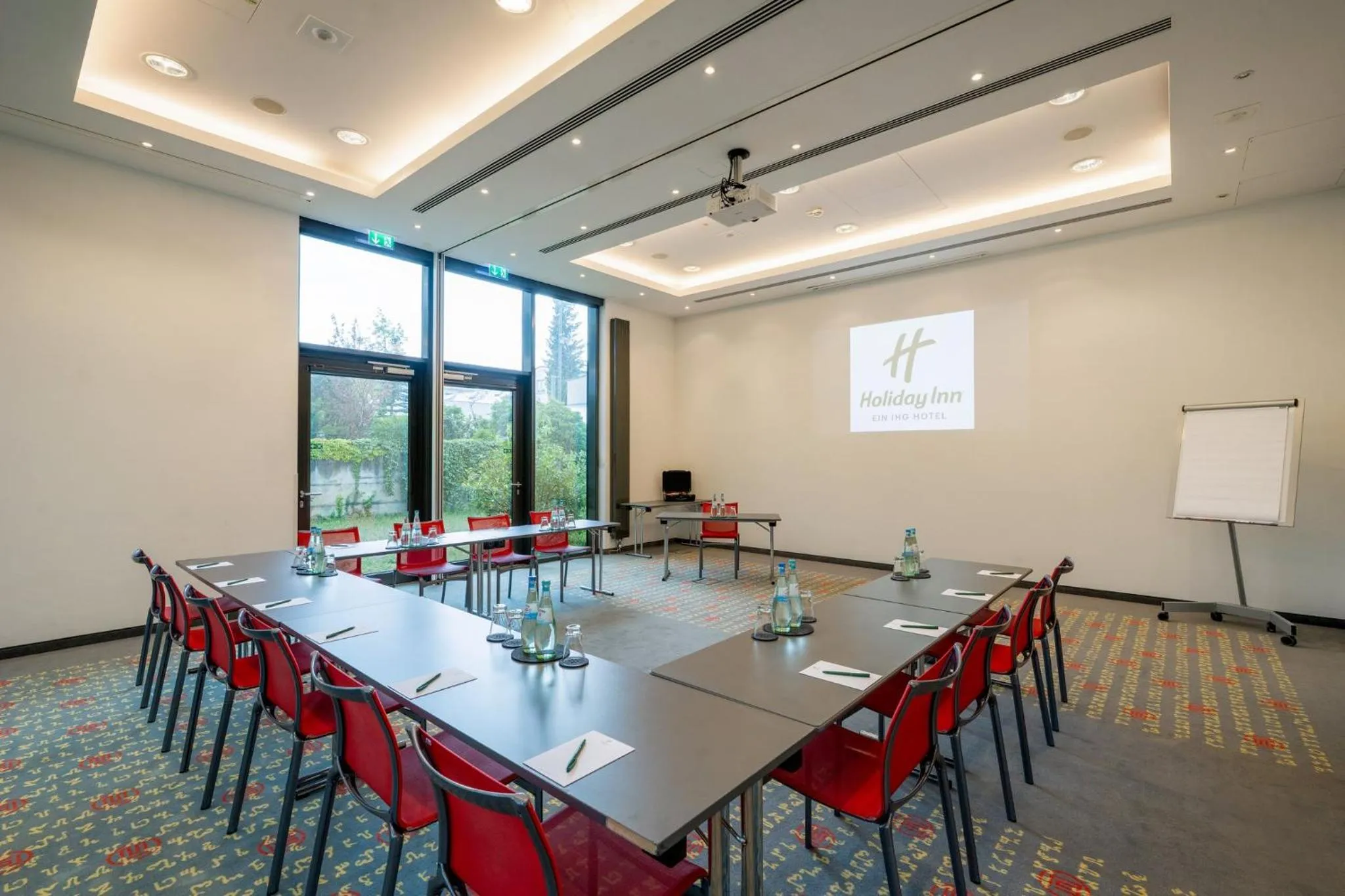 Meeting/conference room in Holiday Inn Munich - Westpark by IHG