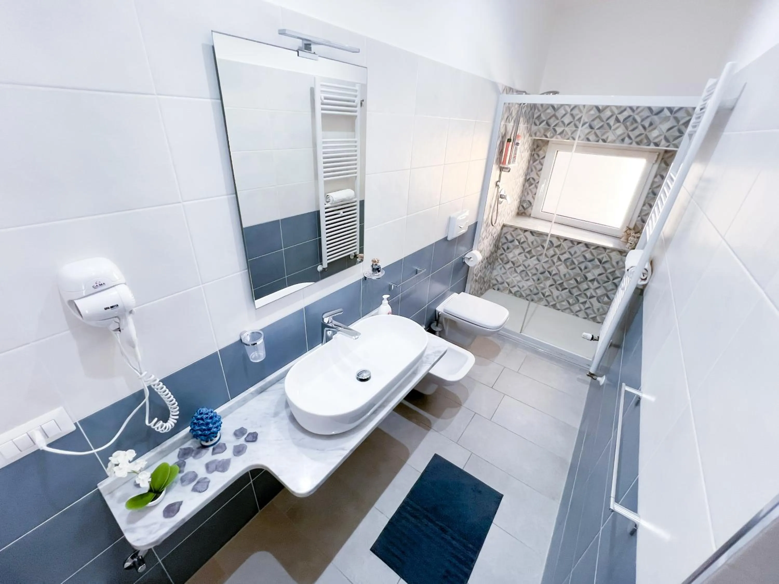 Shower in Al Centro Storico