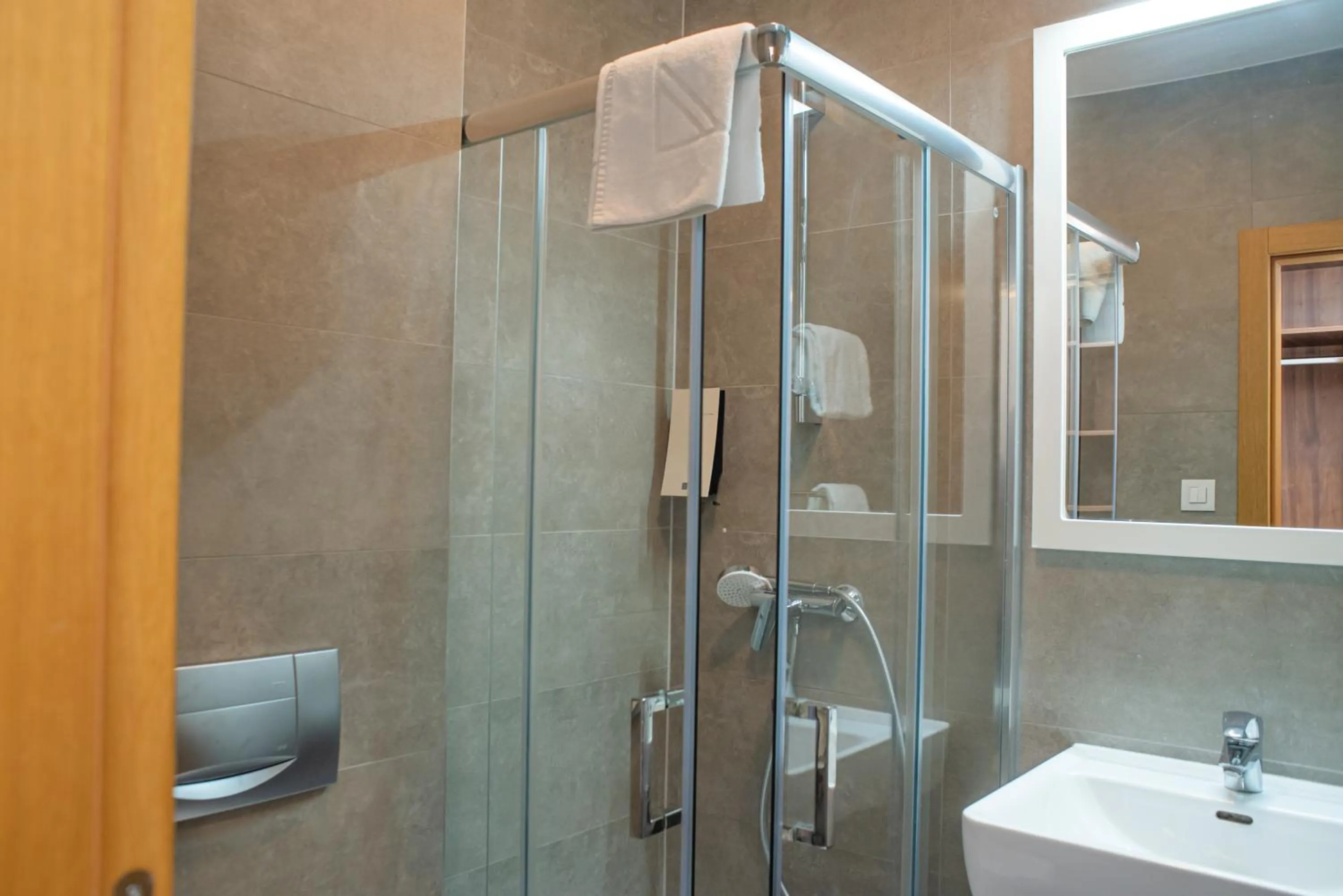 Shower in Hotel Sliško